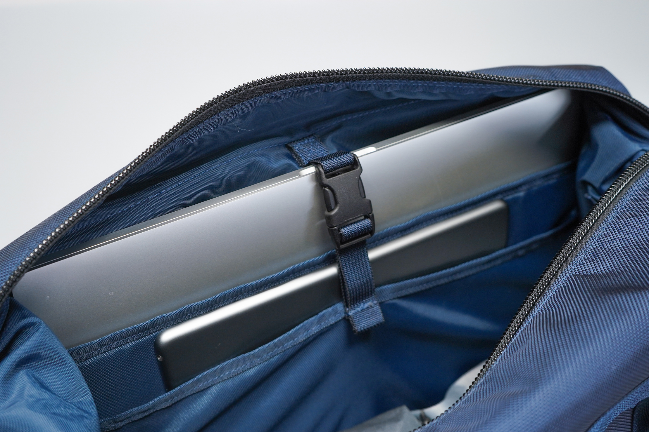 DSPTCH Utility Tote | DSPTCH hasn’t forgotten about how we love to carry around laptops and tablets these days