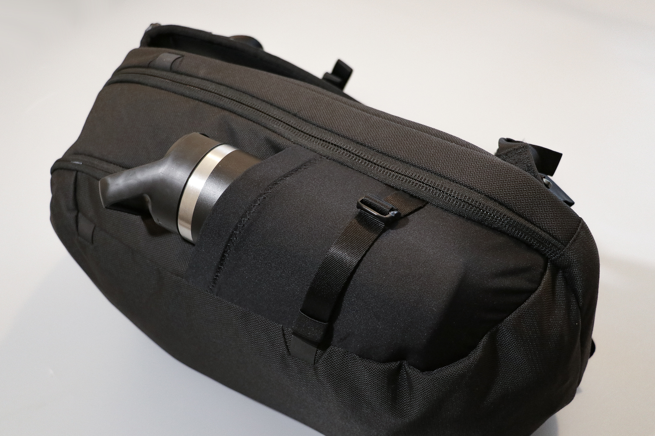 Heimplanet Travel Pack 28L (V2) Water Bottle Pocket