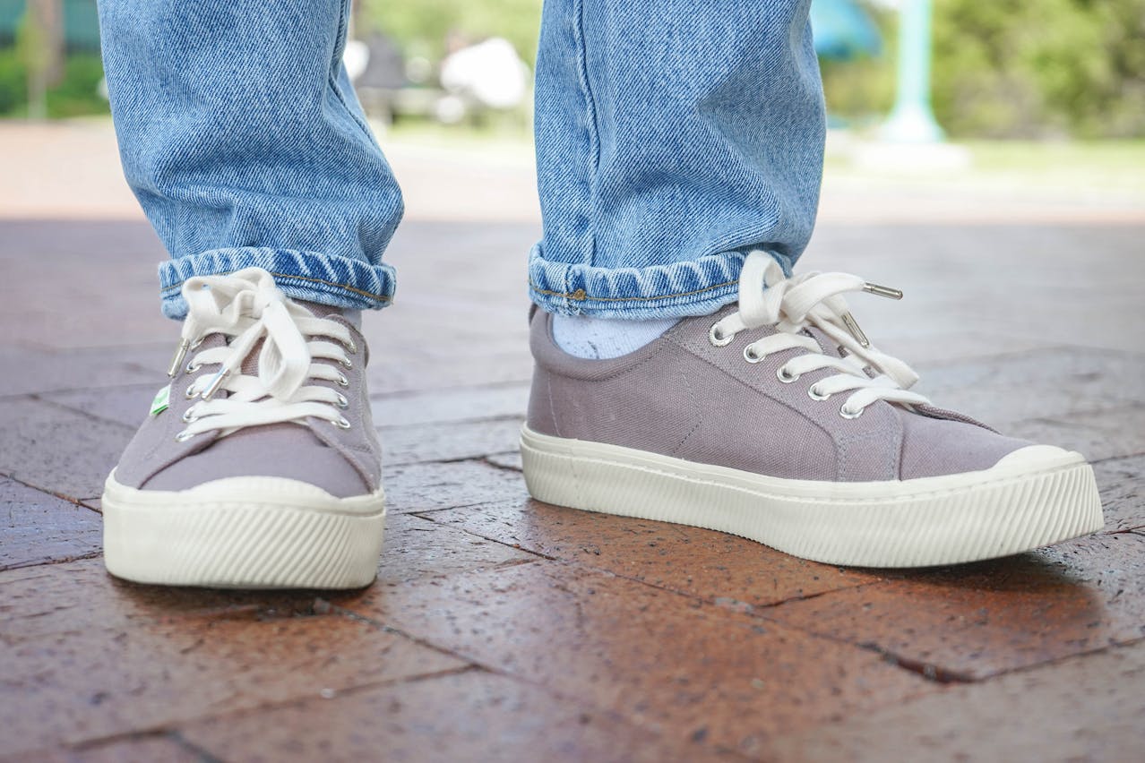 Cariuma OCA Low Shoes Review Pack Hacker