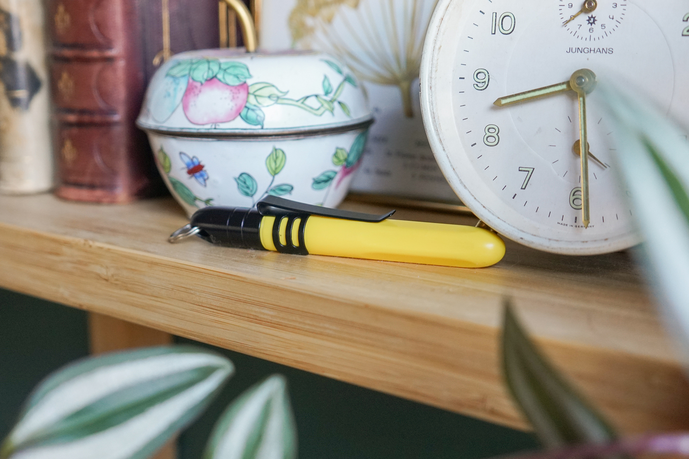 Pen Review: The Pokka Pen — The Gentleman Stationer