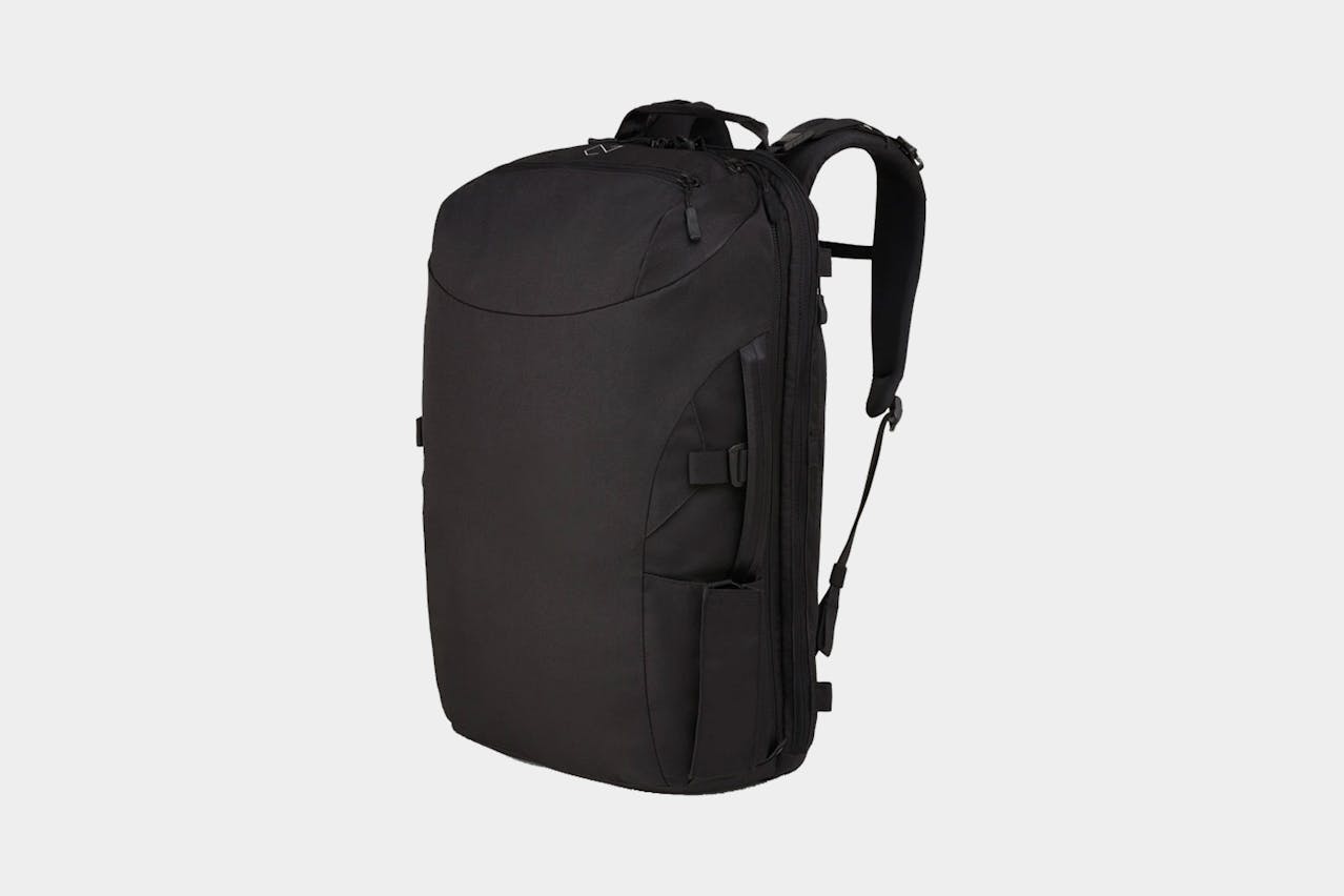 Minaal CarryOn 3.0 Bag Review Pack Hacker