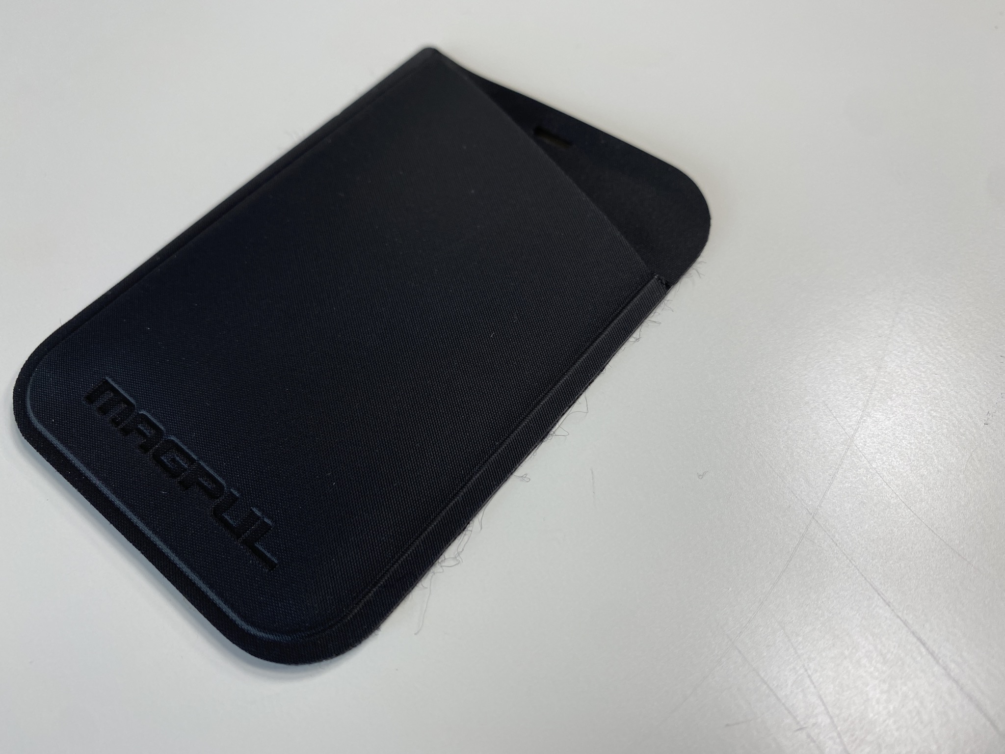 Magpul DAKA Micro Wallet Review • Frayed Edges