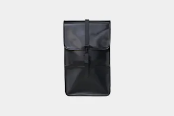Rains Backpack Review | Pack Hacker Rains Backpack Review | Pack Hacker