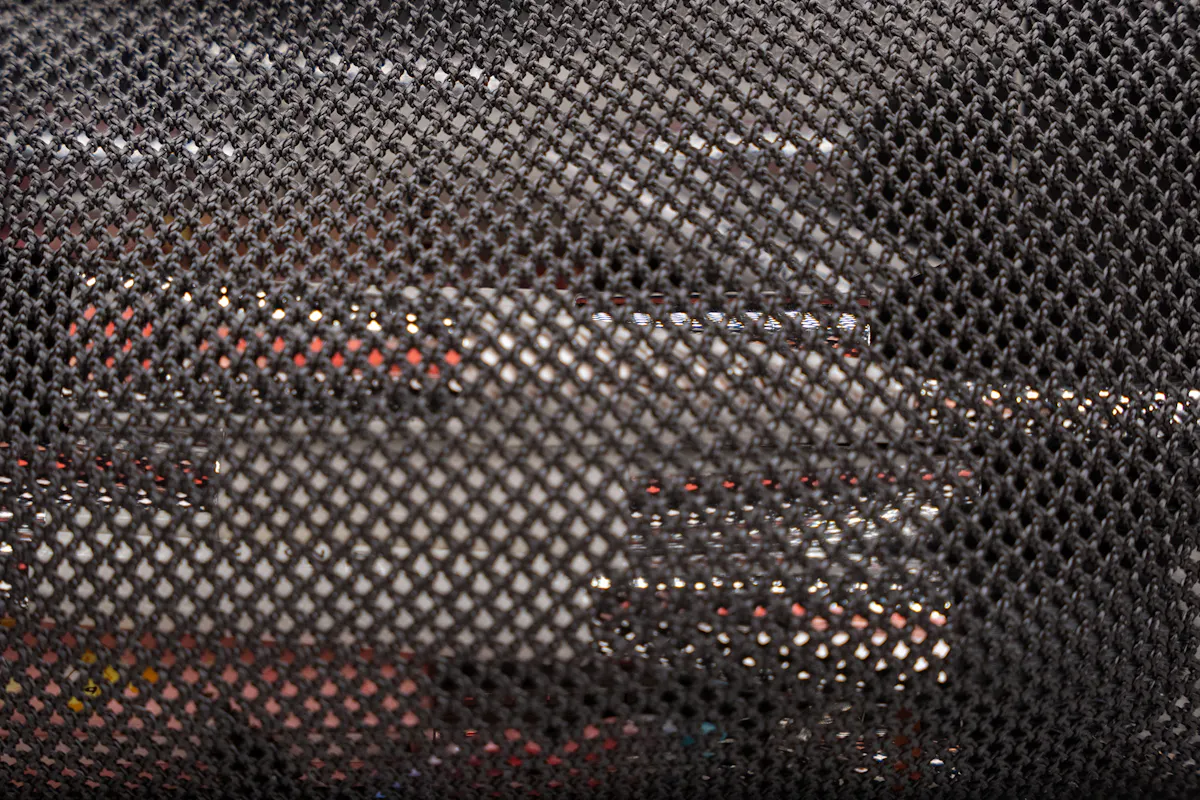 TOM BIHN Snake Charmer Mesh