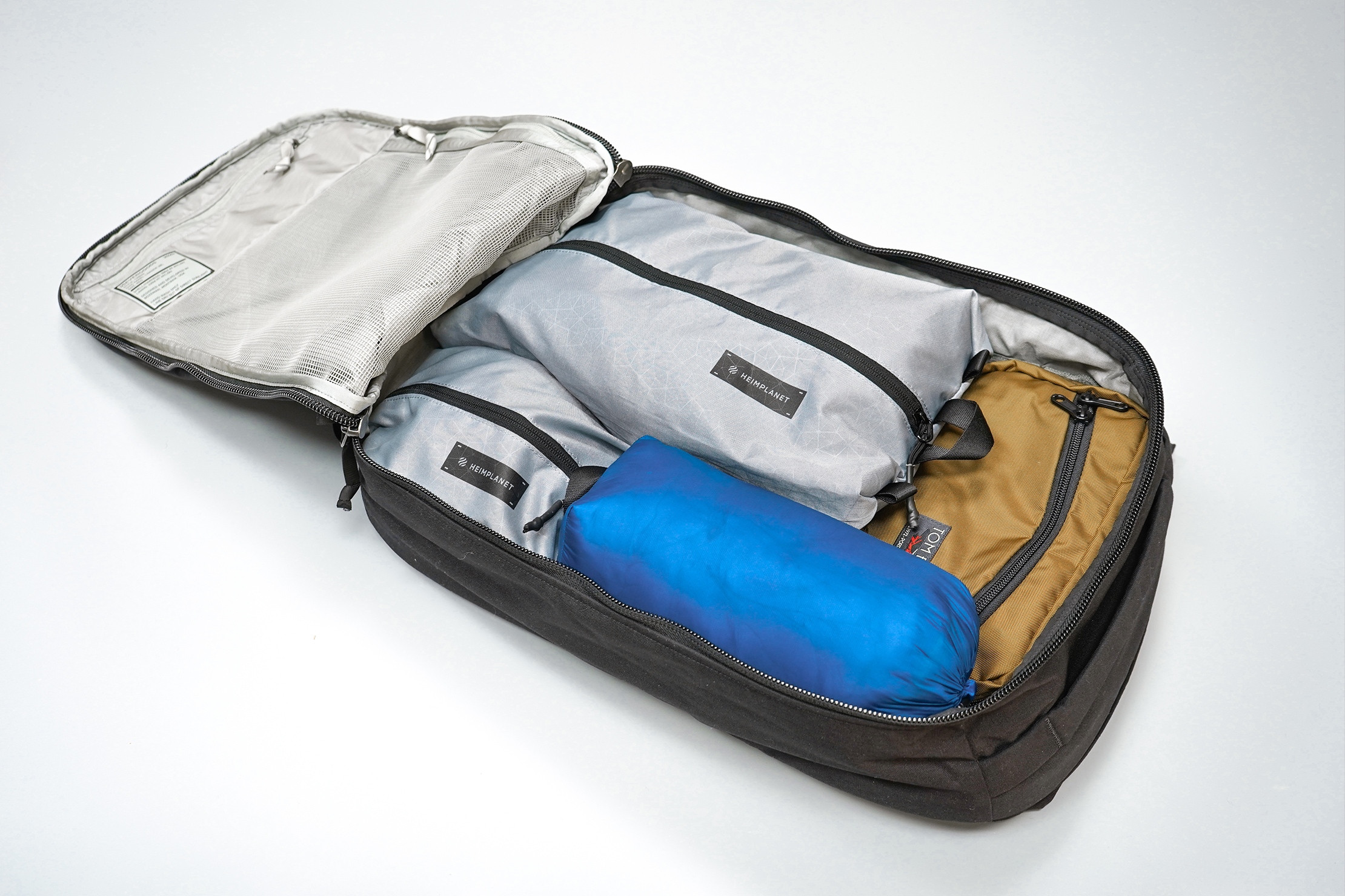 EVERGOODS CPL28 Main Compartment