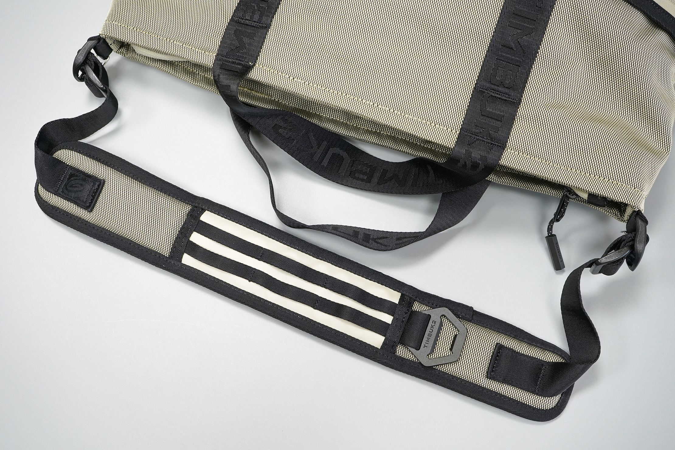 Timbuk2 Tech Tote | Shoulder strap & tote handles