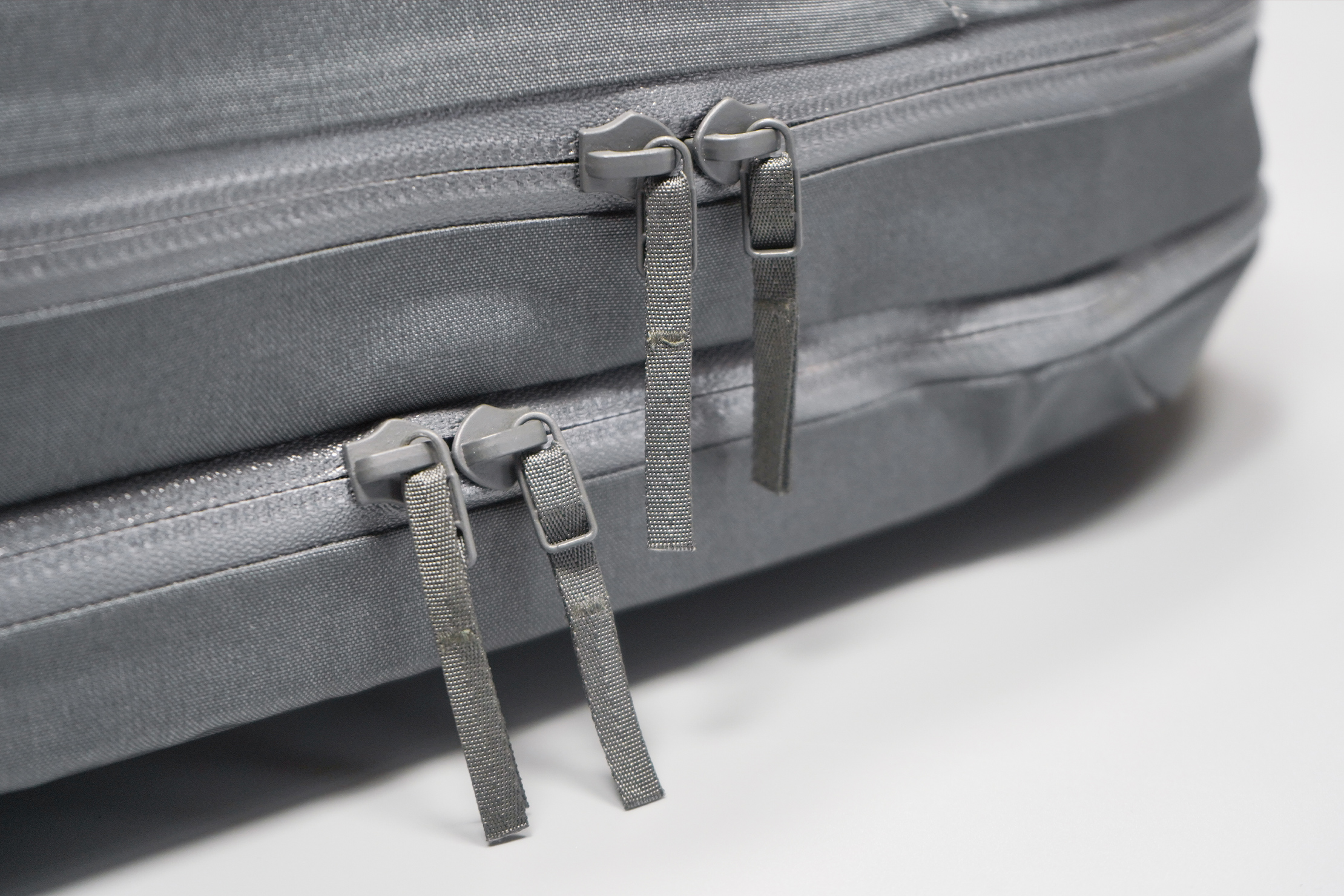 Veilance Nomin Pack (V2) Zippers