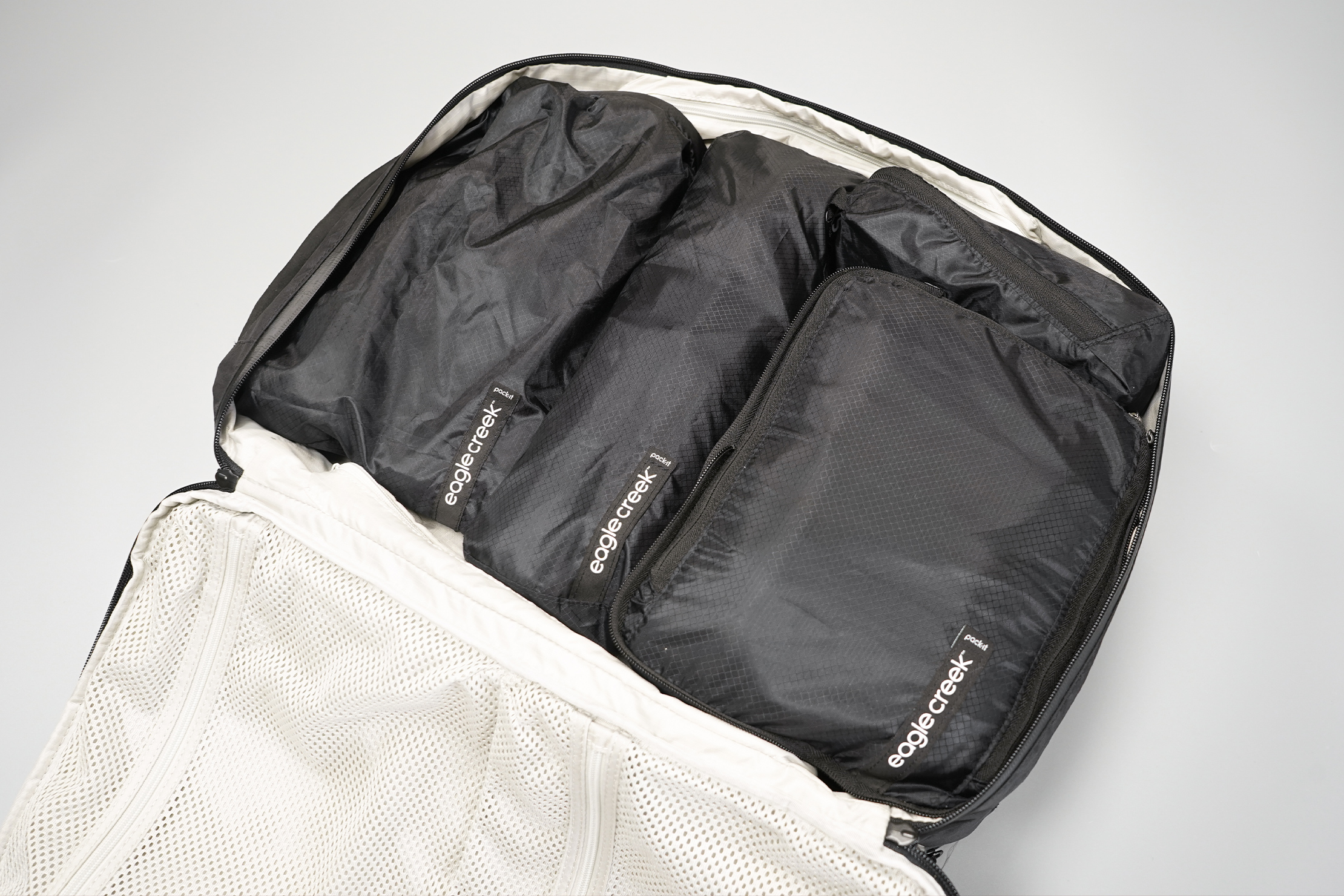 Eagle Creek Pack-It Isolate packing cubes in a bag