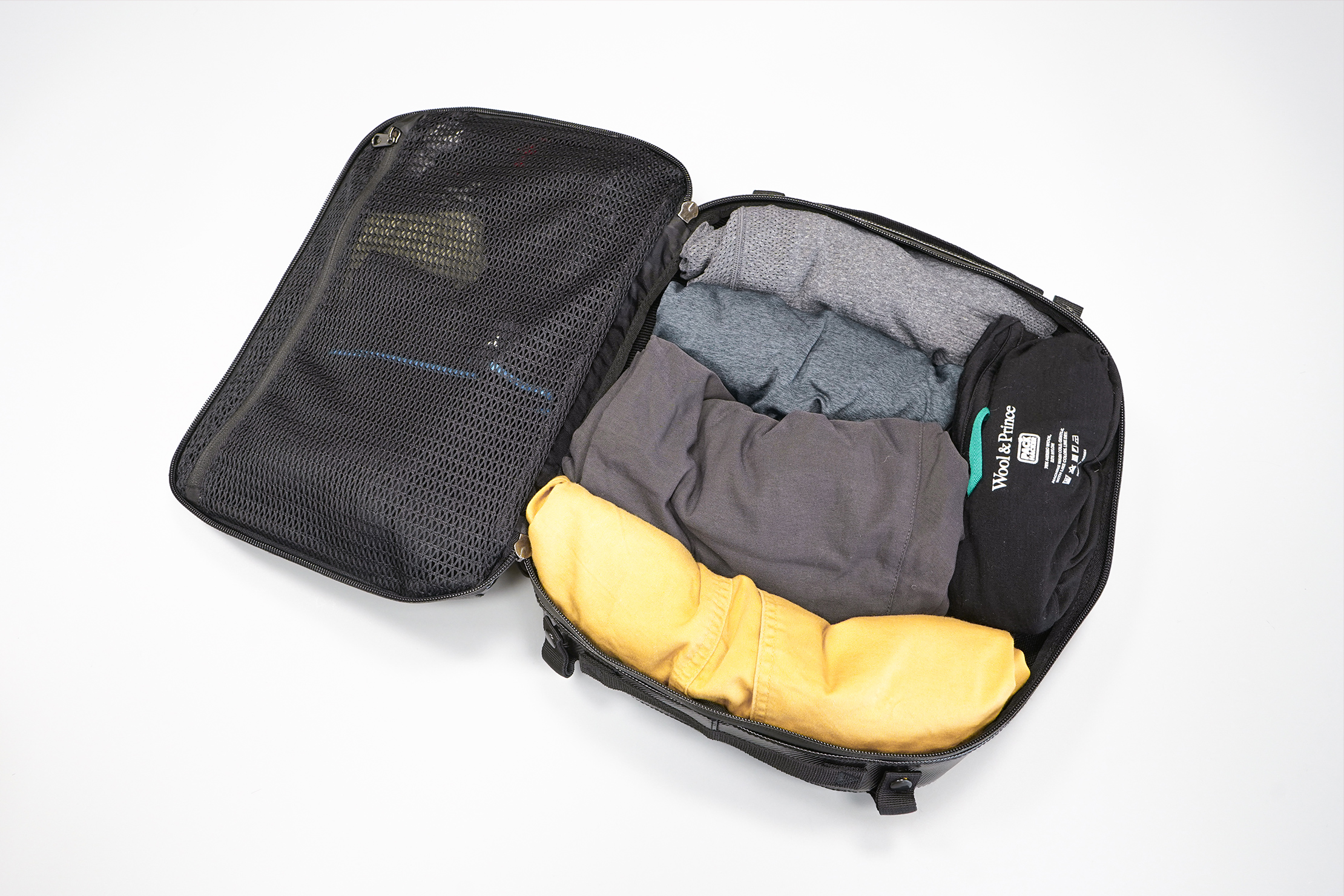 Inside the medium Eagle Creek Pack-It Gear packing cube
