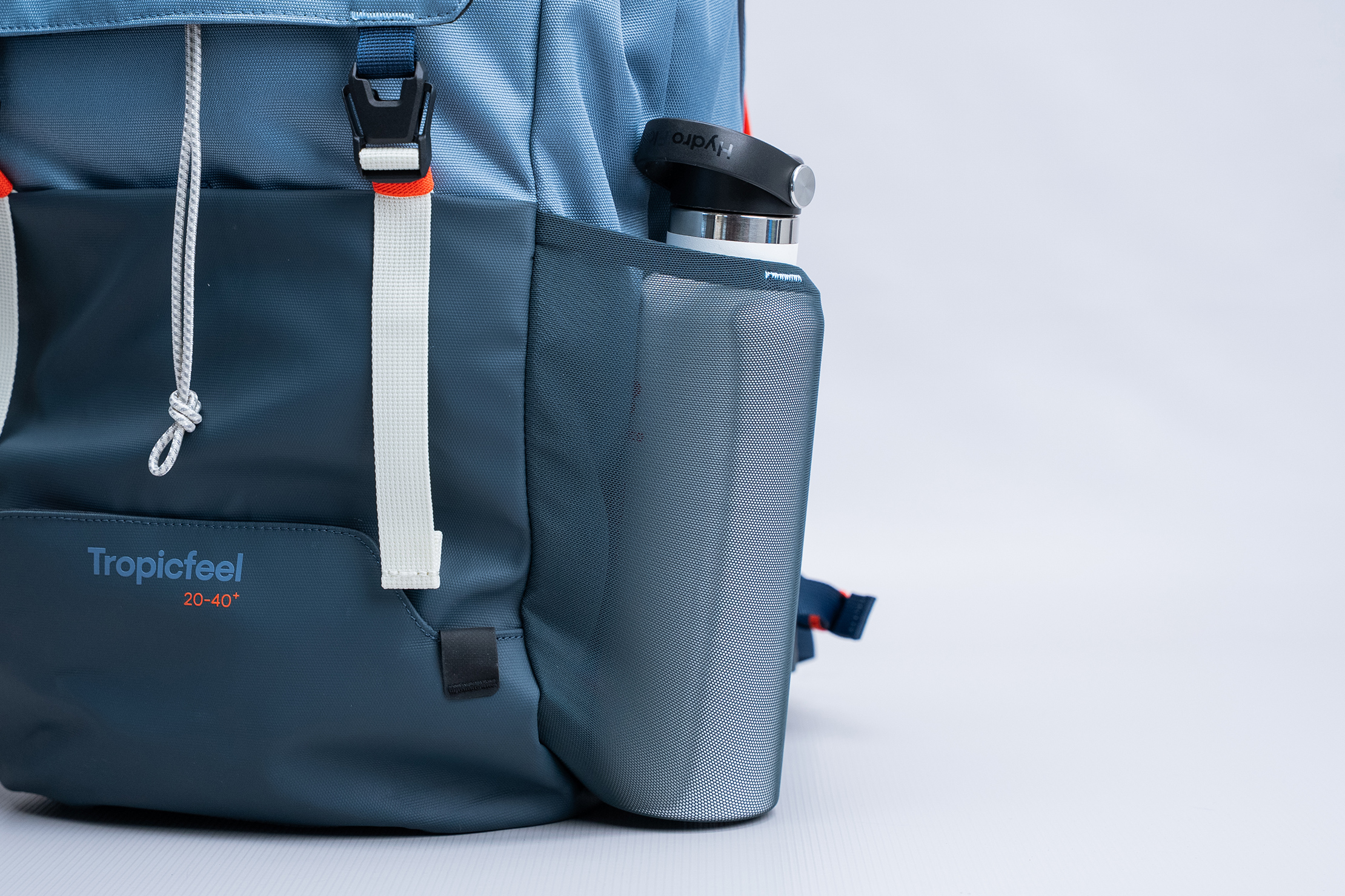 Tropicfeel Shell Travel Backpack Water Bottle