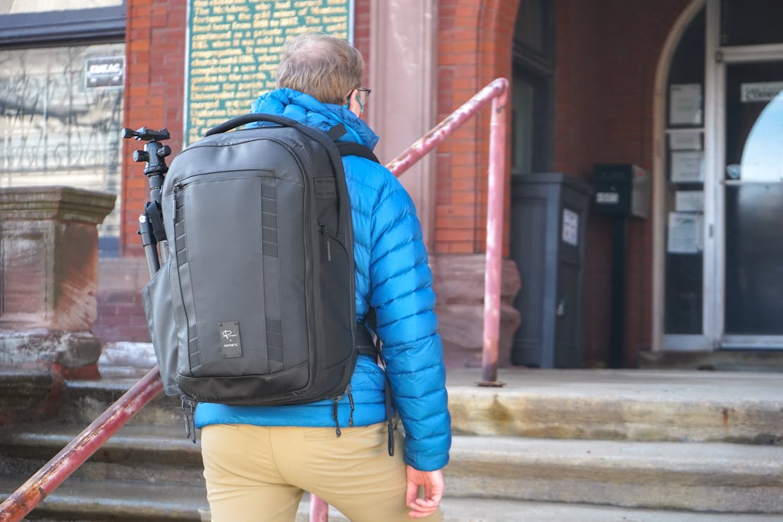 NOMATIC McKinnon Camera Pack 35L | Using the backpack in Detroit