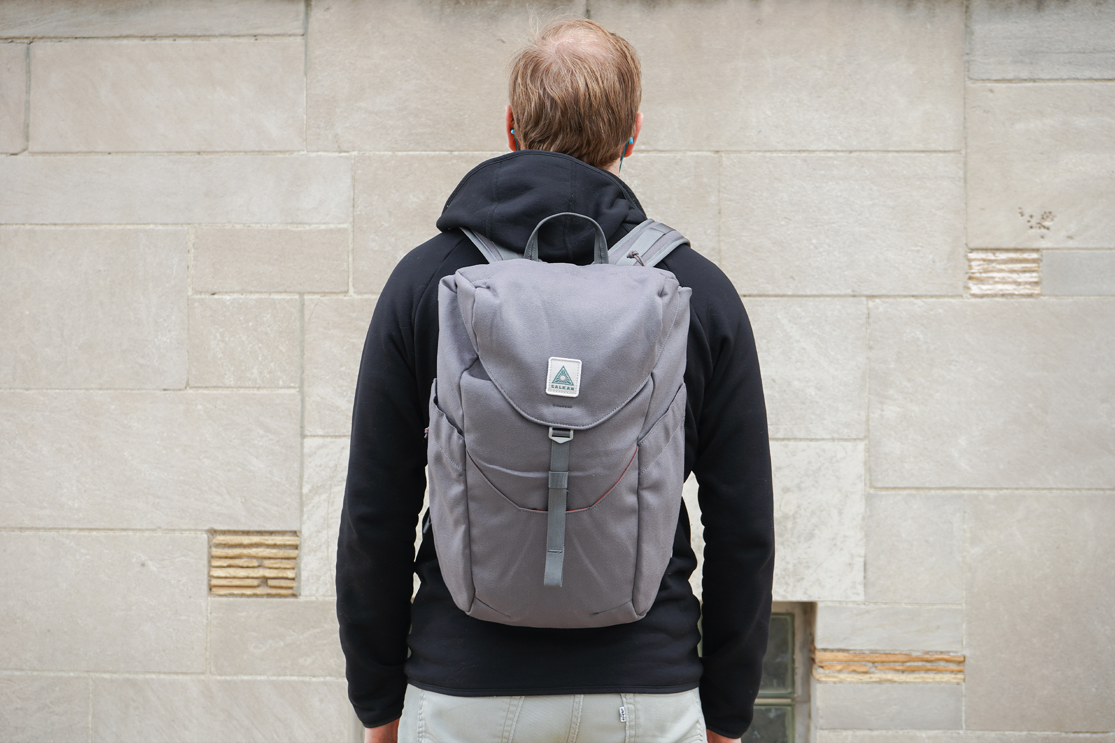 Salkan Backpacker | Carrying the Daypack