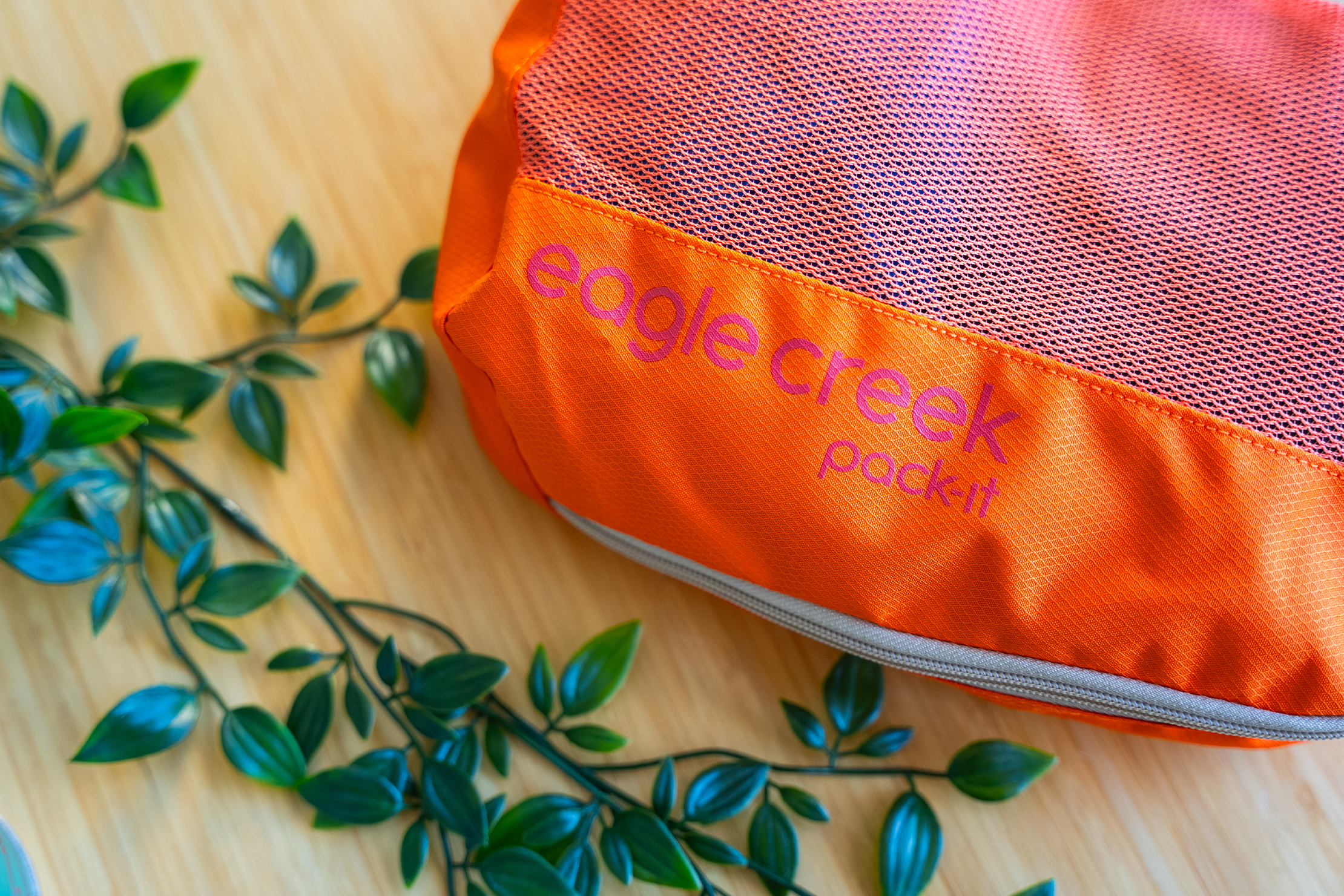 Eagle Creek Pack-It Reveal Packing Cubes Brand