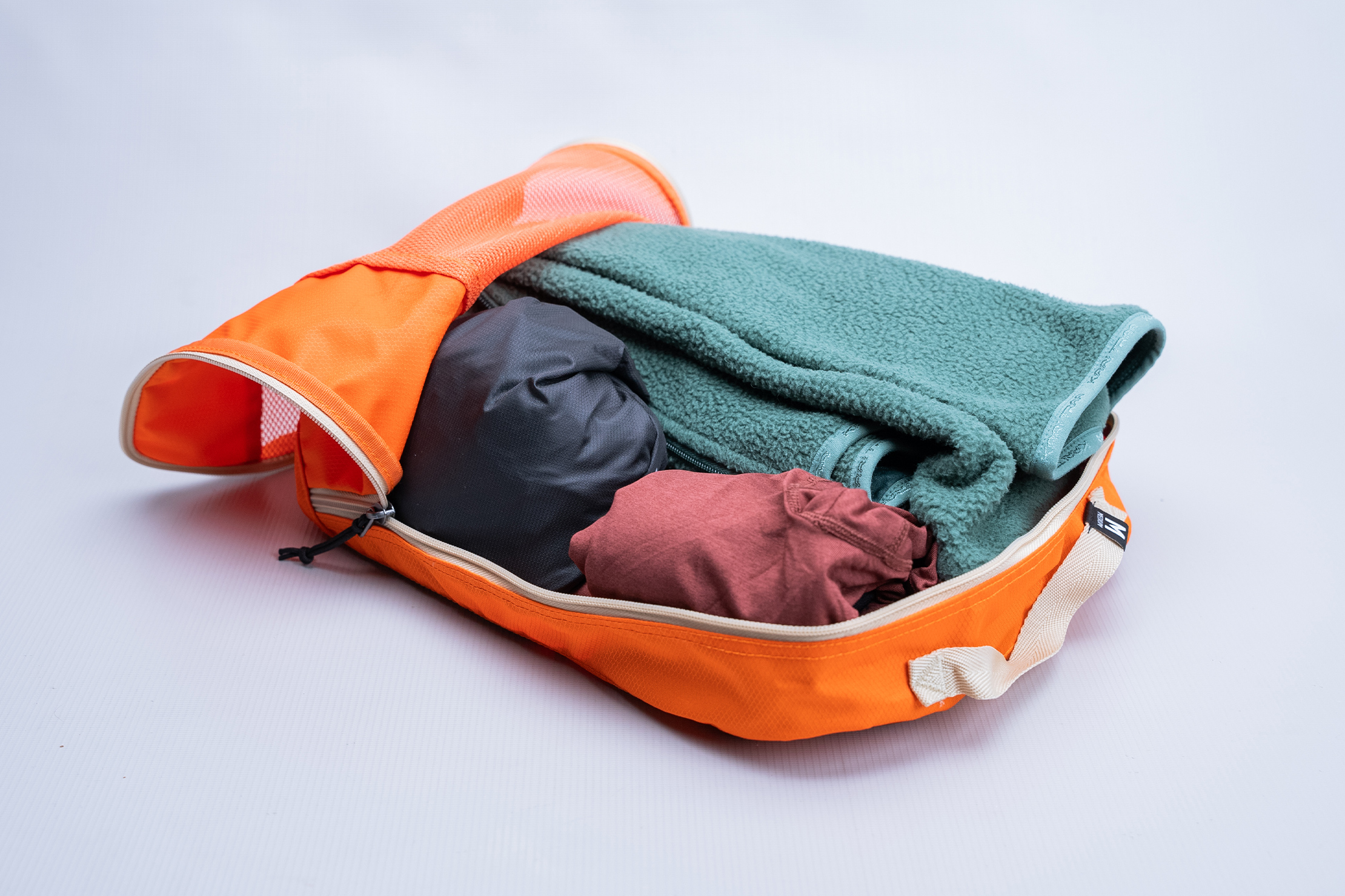 Eagle Creek Pack-It Reveal Packing Cubes Stuffed