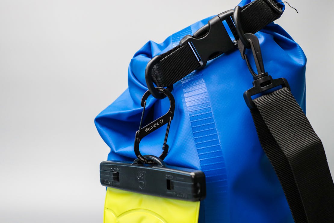 Earth Pak Original Waterproof Dry Bag 10L Review Pack Hacker