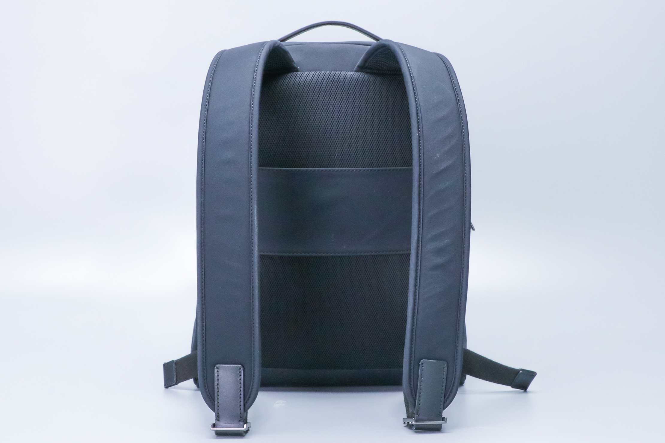 Backpack with zipper on the back sale