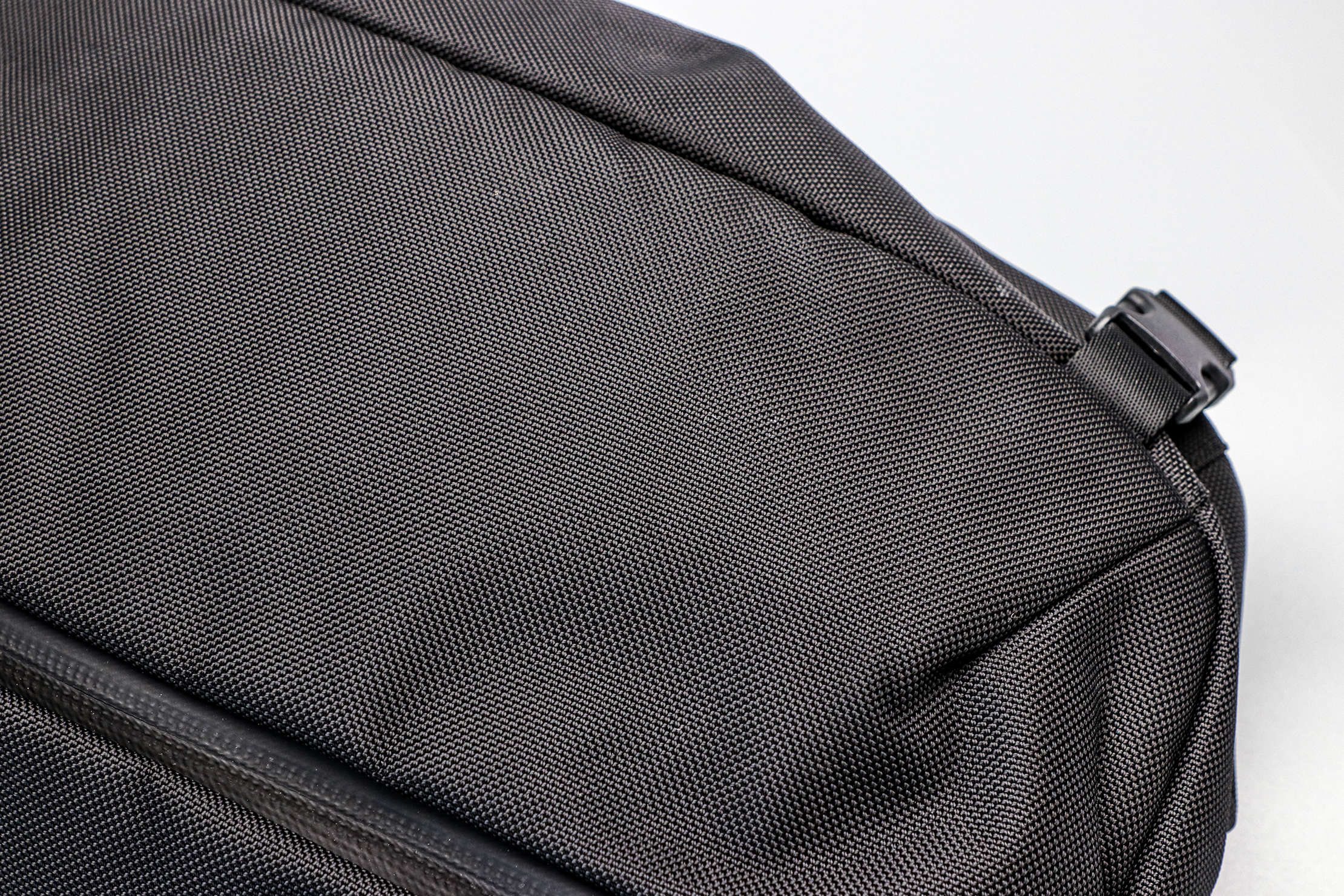 Travel Sling 2 – Aer