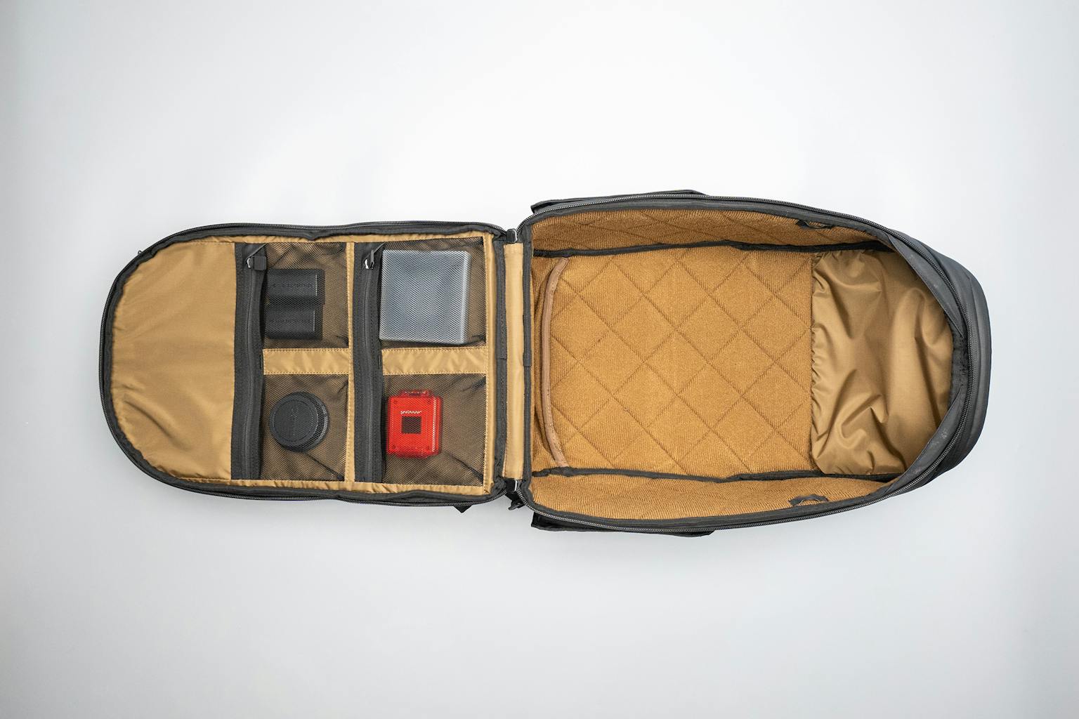 NOMATIC McKinnon Camera Backpack 25L Review Pack Hacker