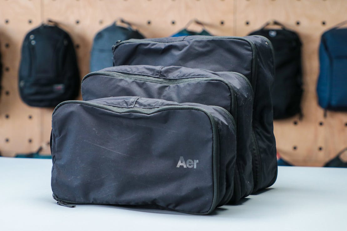 Aer Packing Cubes (V2) Standing Up Straight