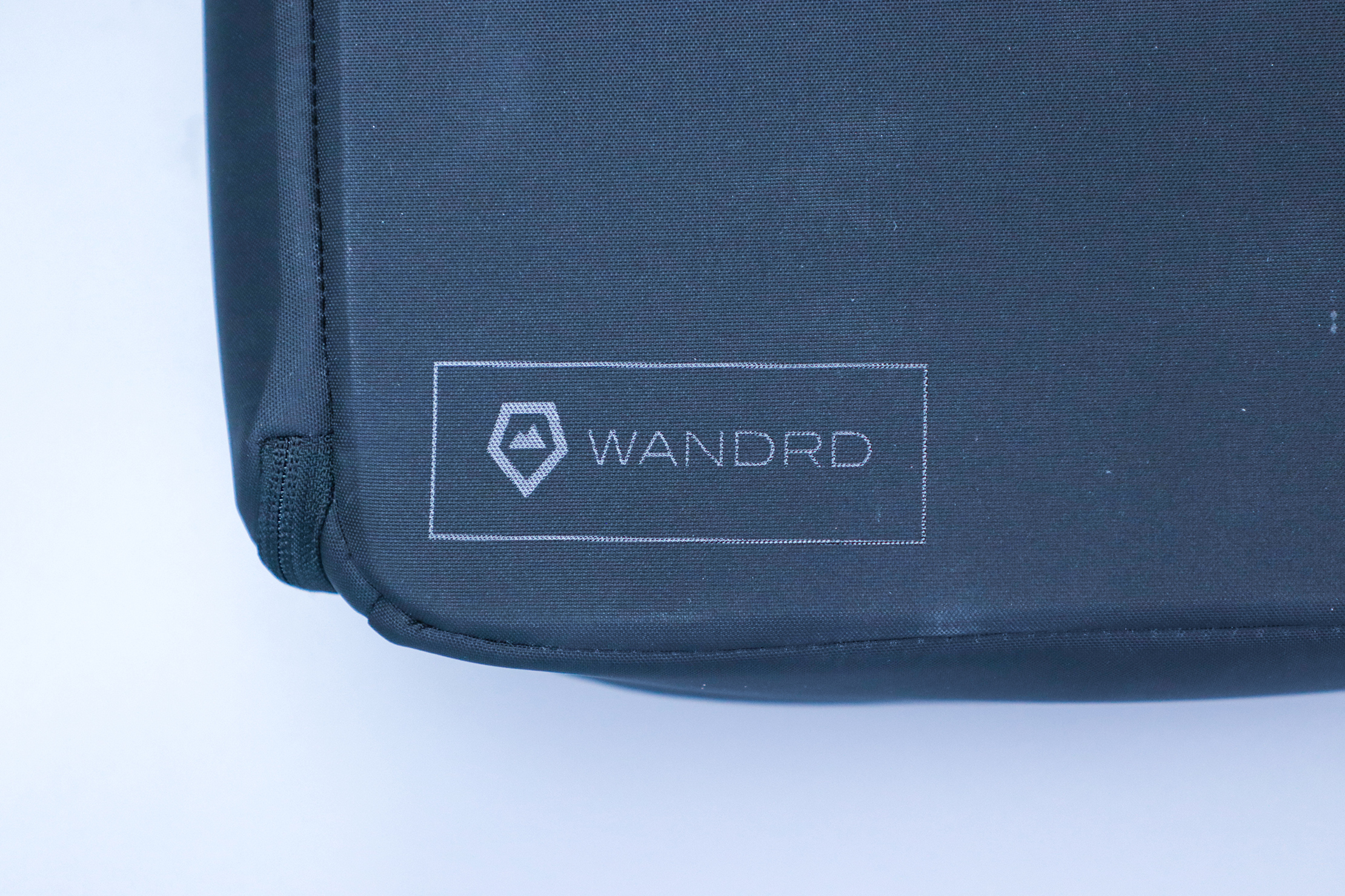 WANDRD Essential Deep Camera Cube Logo Material