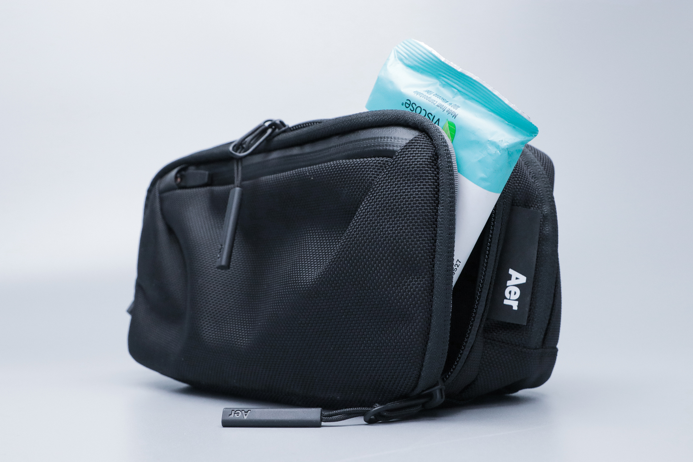 Aer Dopp Kit 2 Side Compartment Sticking Out