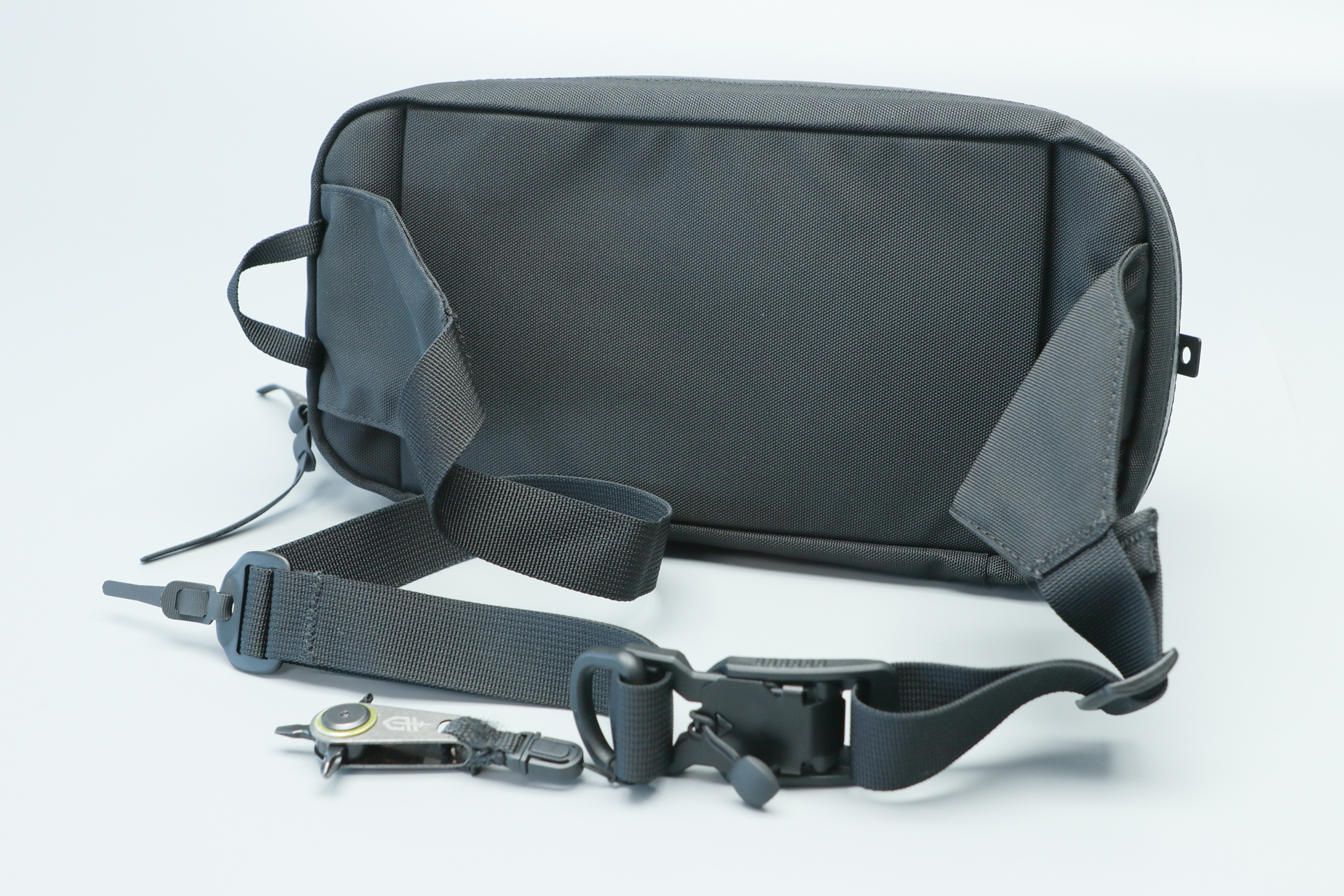 Black Ember TKS (Tech-Kit Sling) Review | Pack Hacker