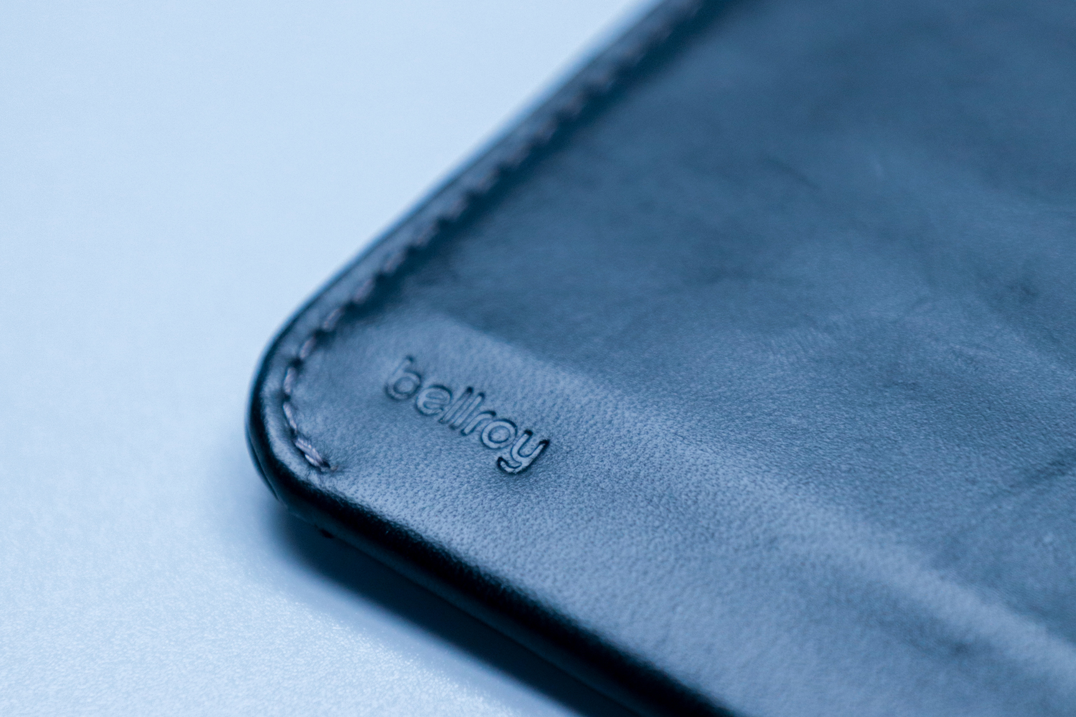 Bellroy Micro Sleeve Logo