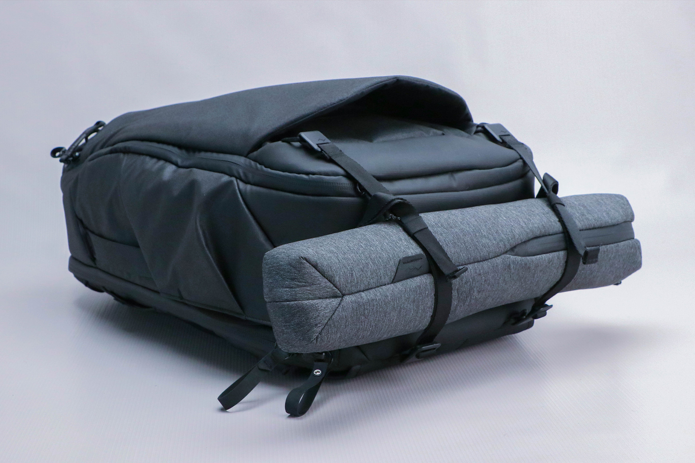 Peak Design Travel Backpack 30L Studio
