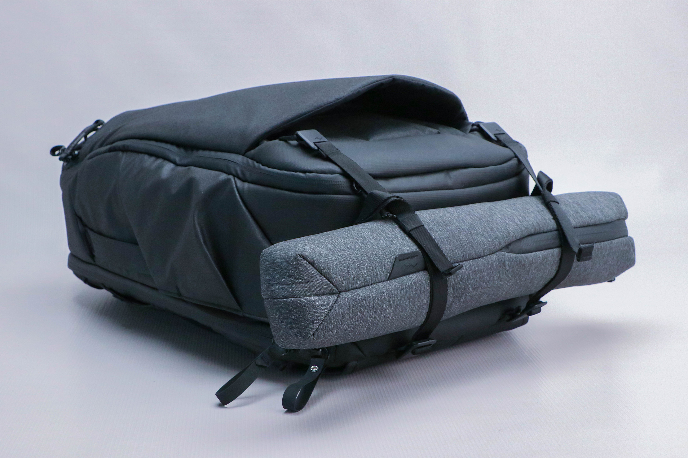 Peak Design Travel Backpack Review [2024 UPDATE] - TravelFreak