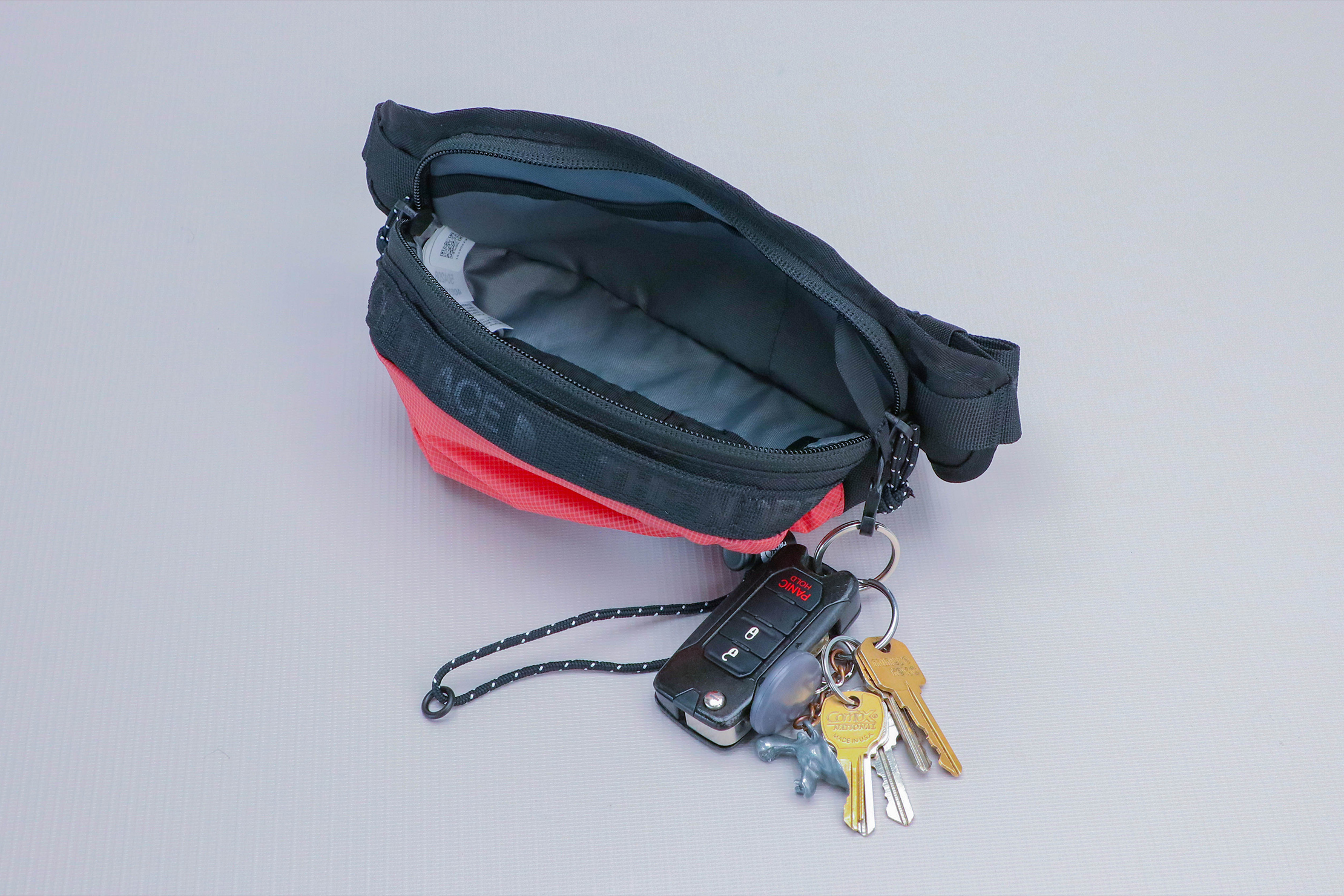 The North Face Bozer Hip Pack III Keys 2