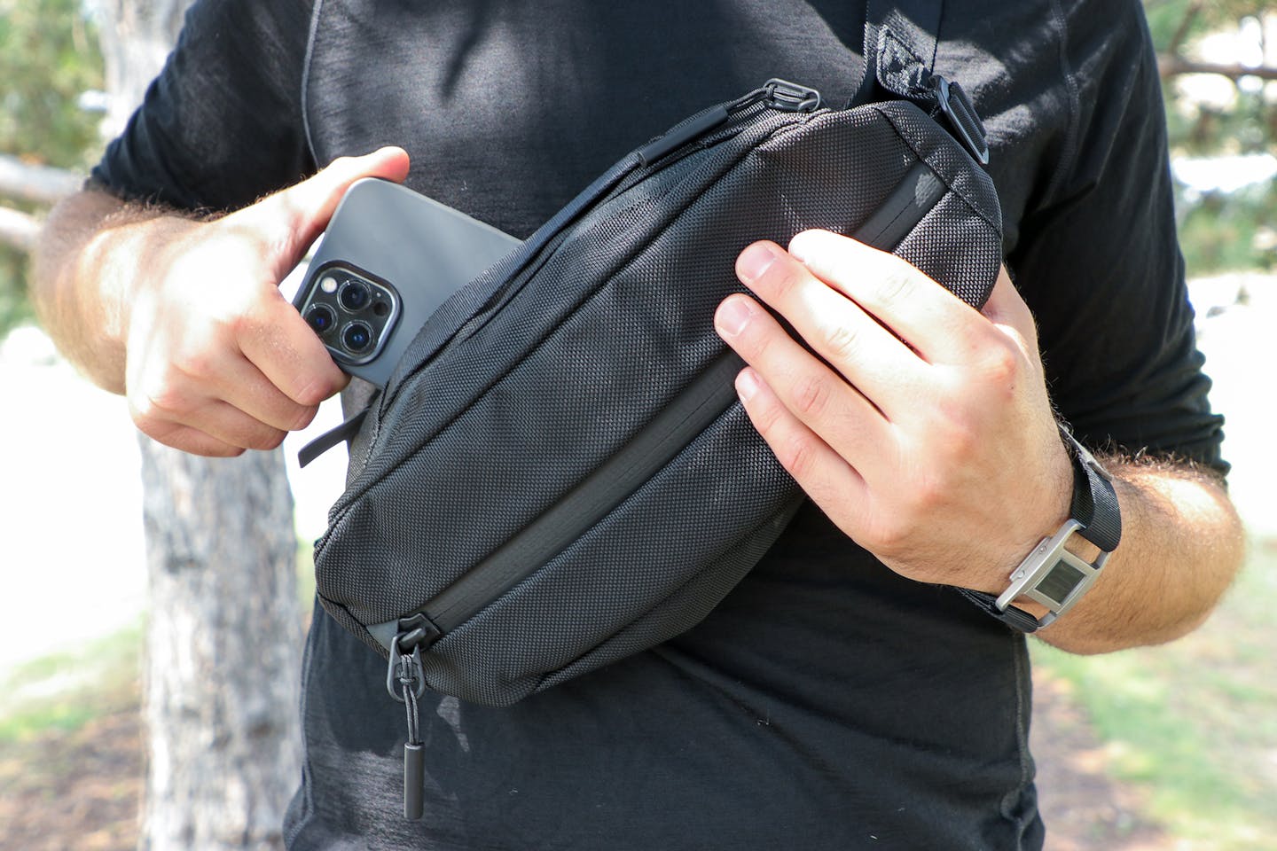 travel sling 2 black