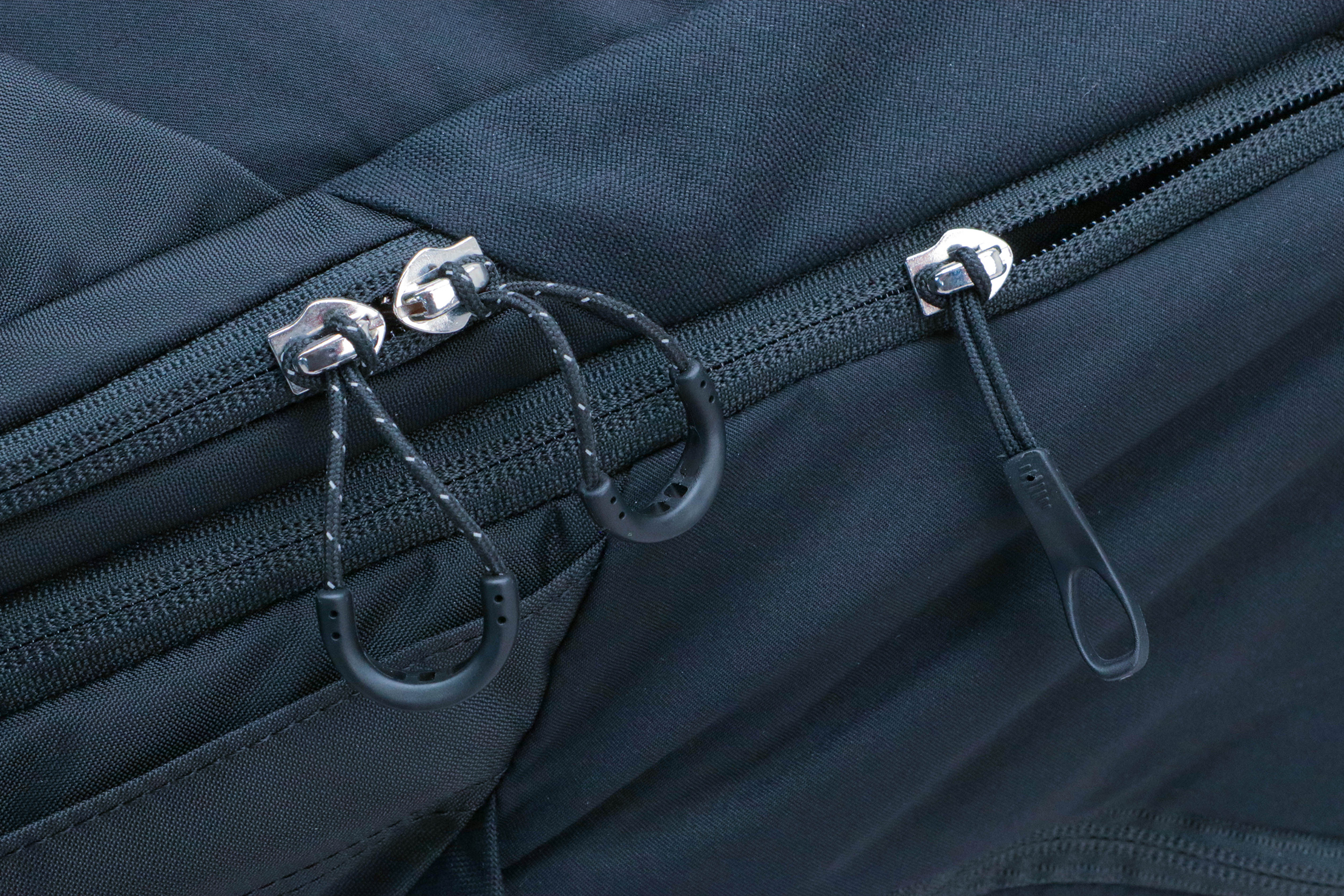 Osprey Radial Zipper