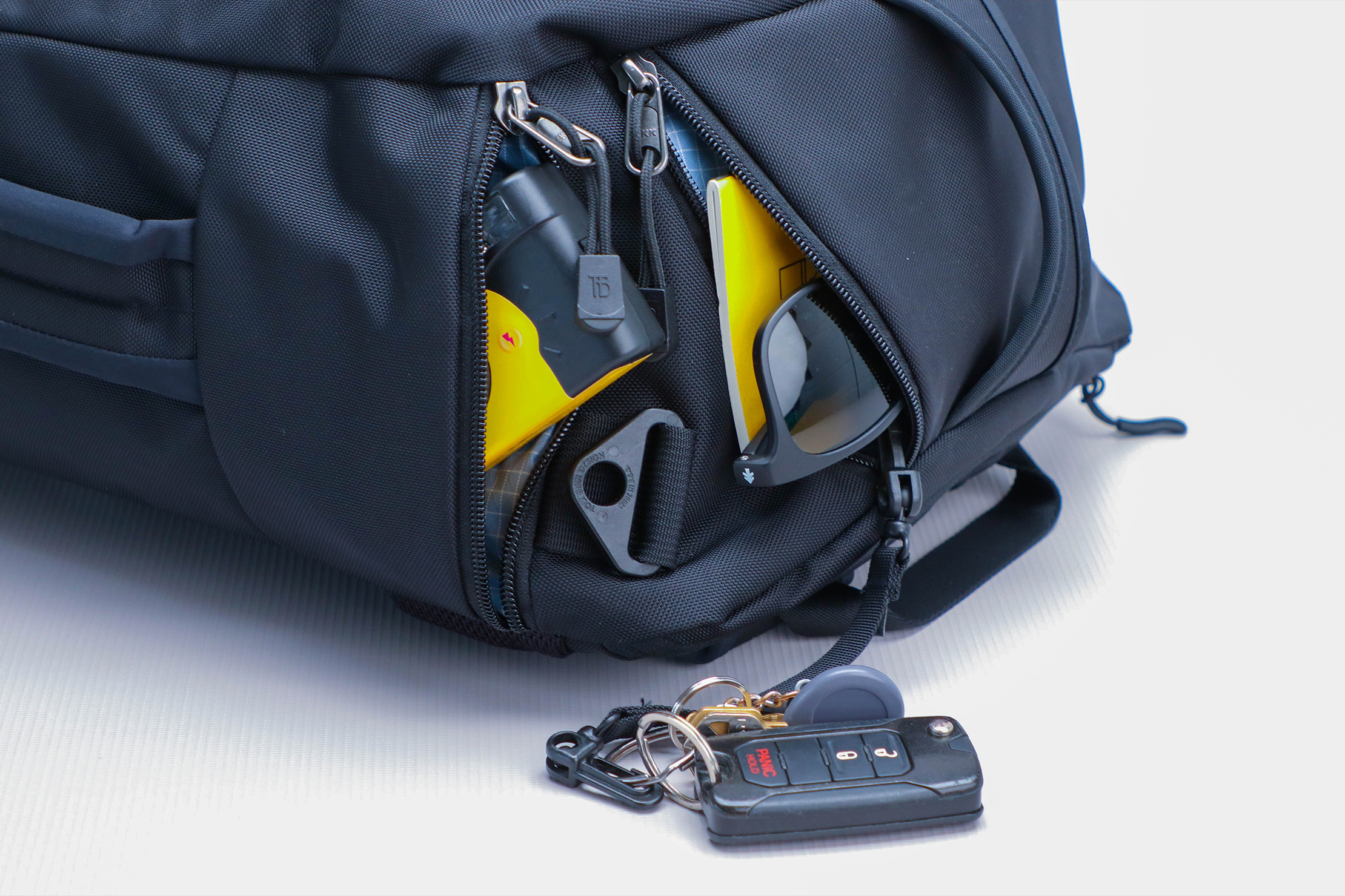 Tom Bihn Techonaut 30 Keys Pocket