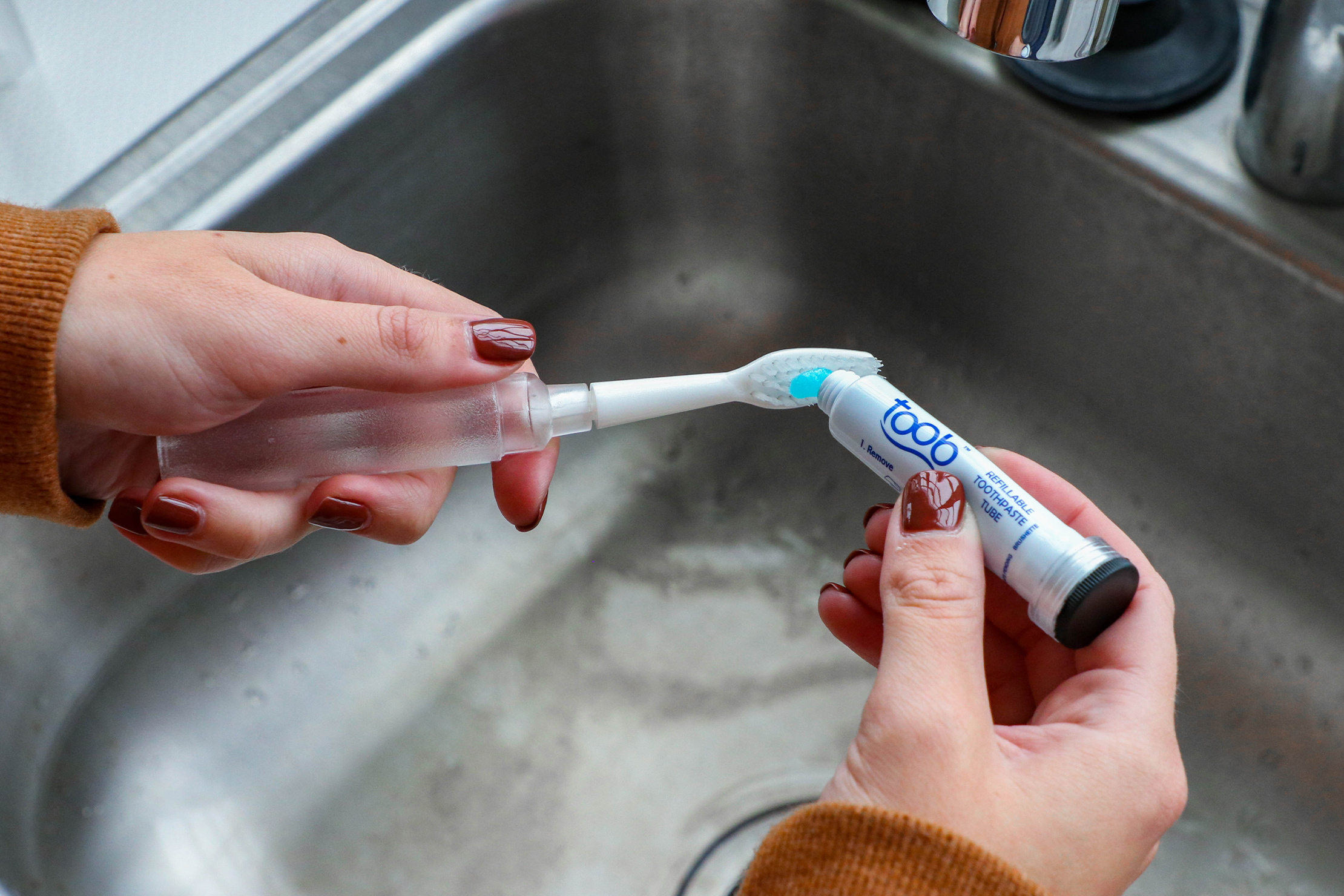 Aurelle TOOB Brush Toothbrush Sink