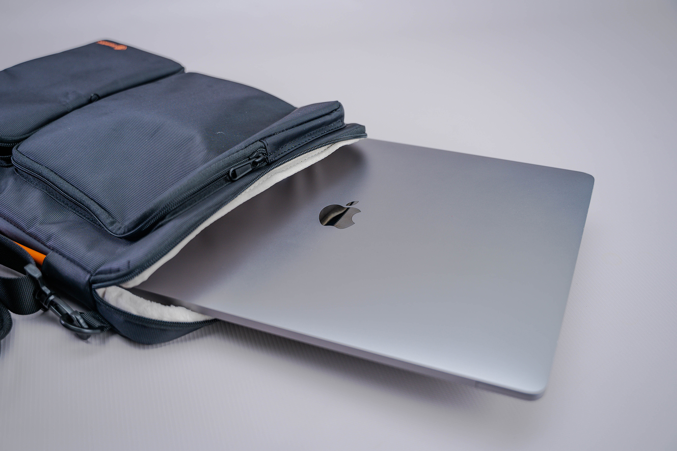 Tomtoc Versatile A42 For 16 Macbook Pro Latptop 2