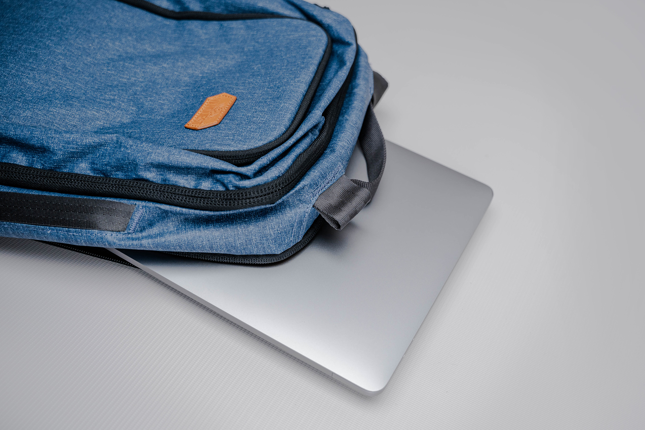 Vanquest CARBIDE-12 Sling Backpack Laptop