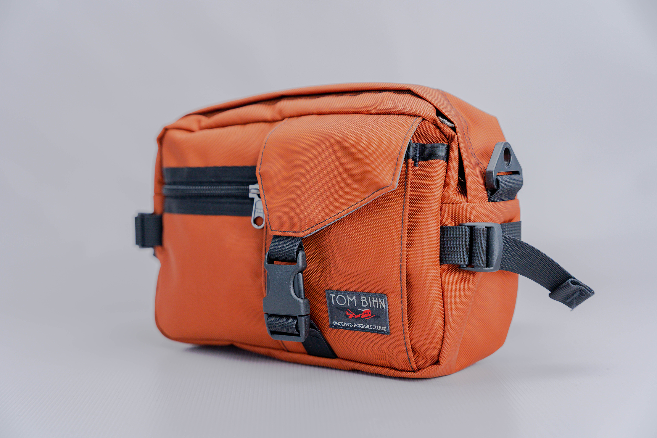 Tom Bihn Le Petit Derriere Studio