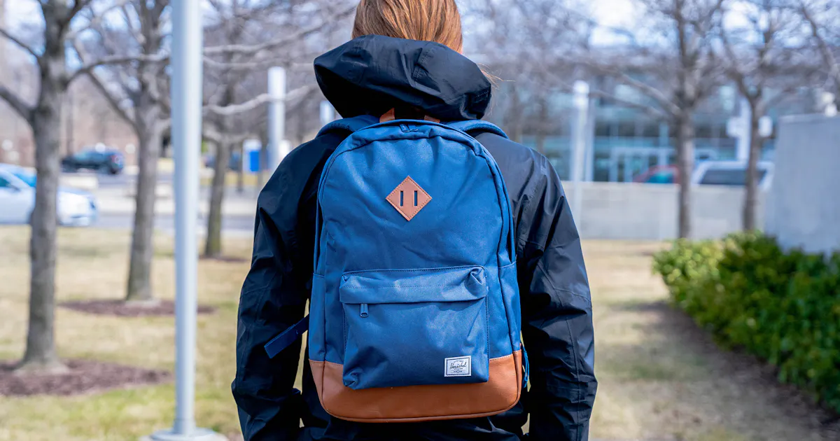 herschel backpack ratings Supply Co. Unisex Survey Backpack, Navy, 20L This not only makes it a sustainable choice but also ensures durability and resilience for everyday use Best Herschel Backpacks for Travelers