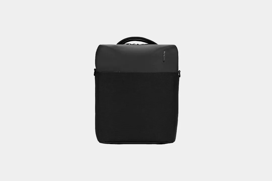 Incase A.R.C. Tech Tote Review | Pack Hacker
