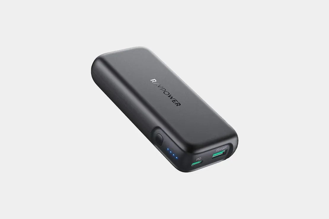is ravpower usb c portable charger 10000mah lipo RP-PB1217 20W Wired & Wireless Magnetic Power Bank Built-in Foldable Kickstand AirPods / Pro ALL RAVPower