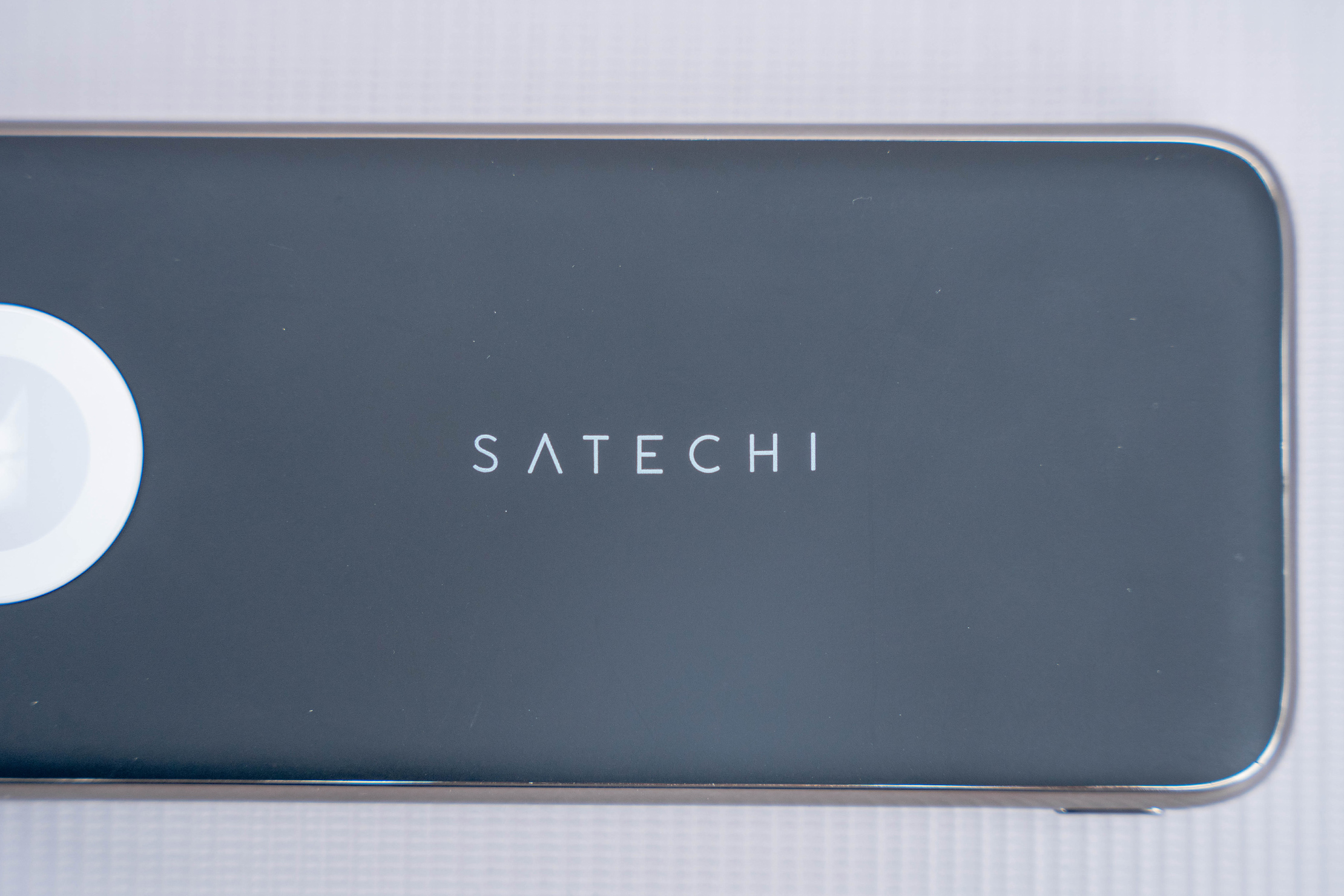 Batería portátil inalámbrica Satechi Quatro 10,000 mAh - Gris