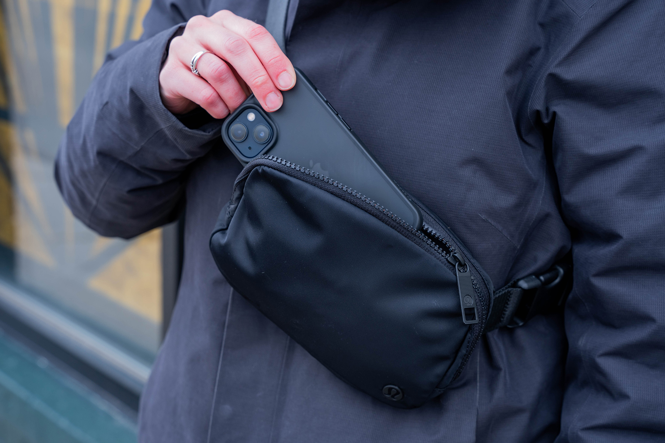 My Review of the Lululemon Belt Bag - Digitaldaybook