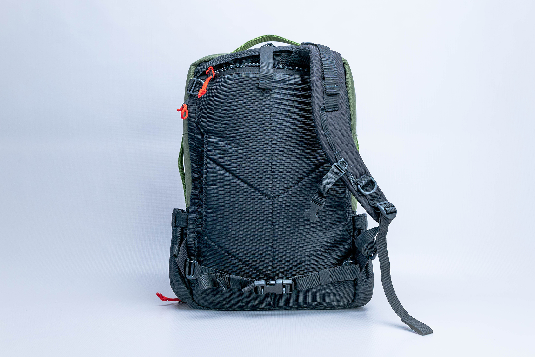 Topo Designs Global Travel Bag 30L Back Full