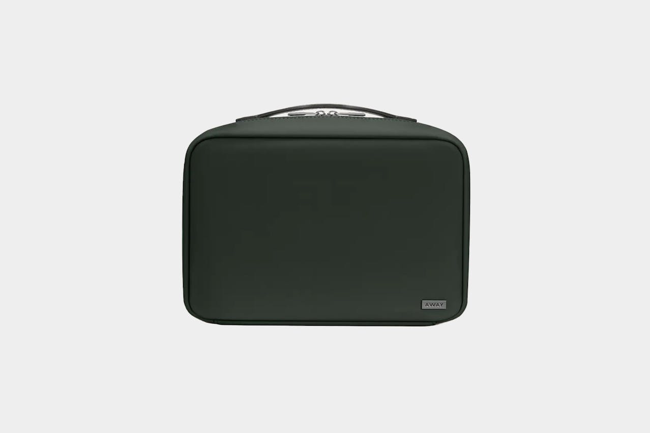 Away The Hanging Toiletry Bag Review Pack Hacker