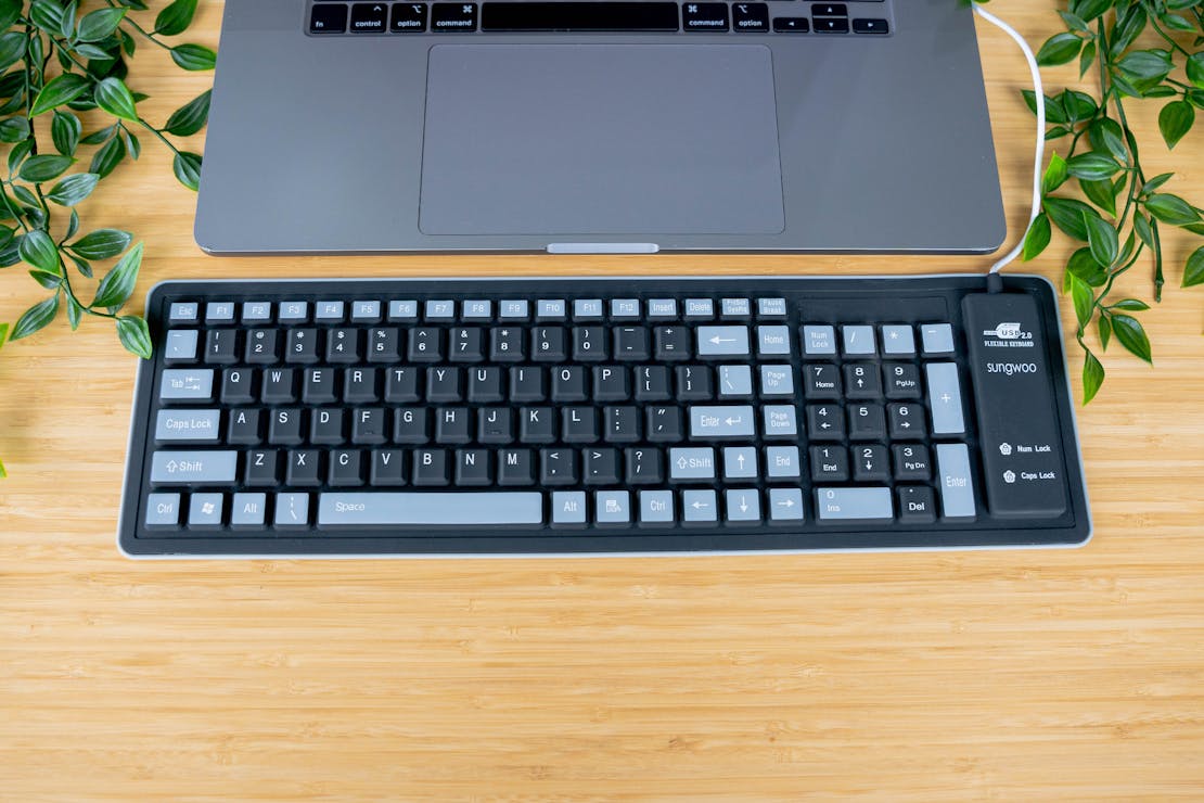 sungwoo Foldable Silicone Keyboard Review
