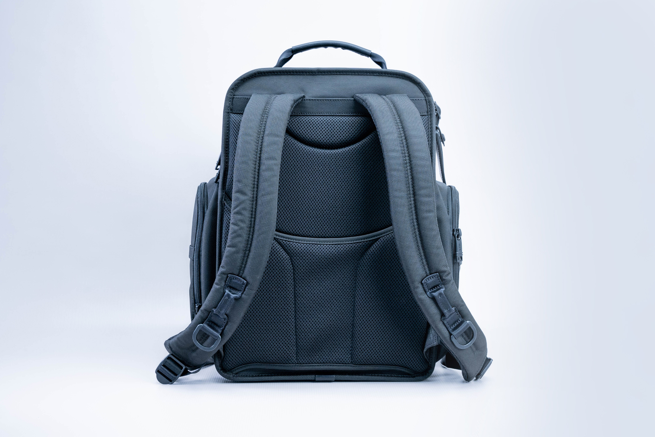 Tumi sawyer hotsell brief review