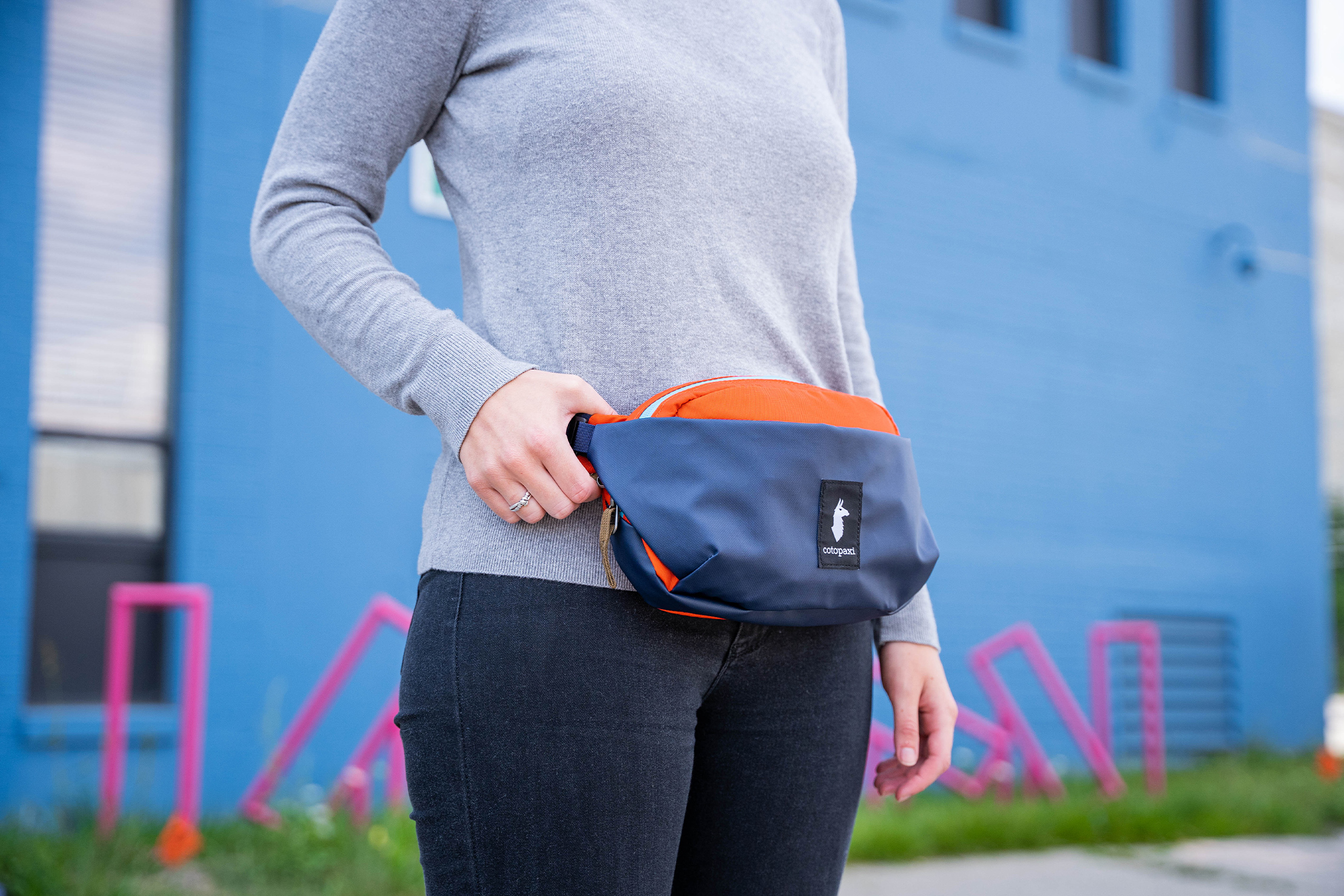 Cotopaxi fanny outlet packs