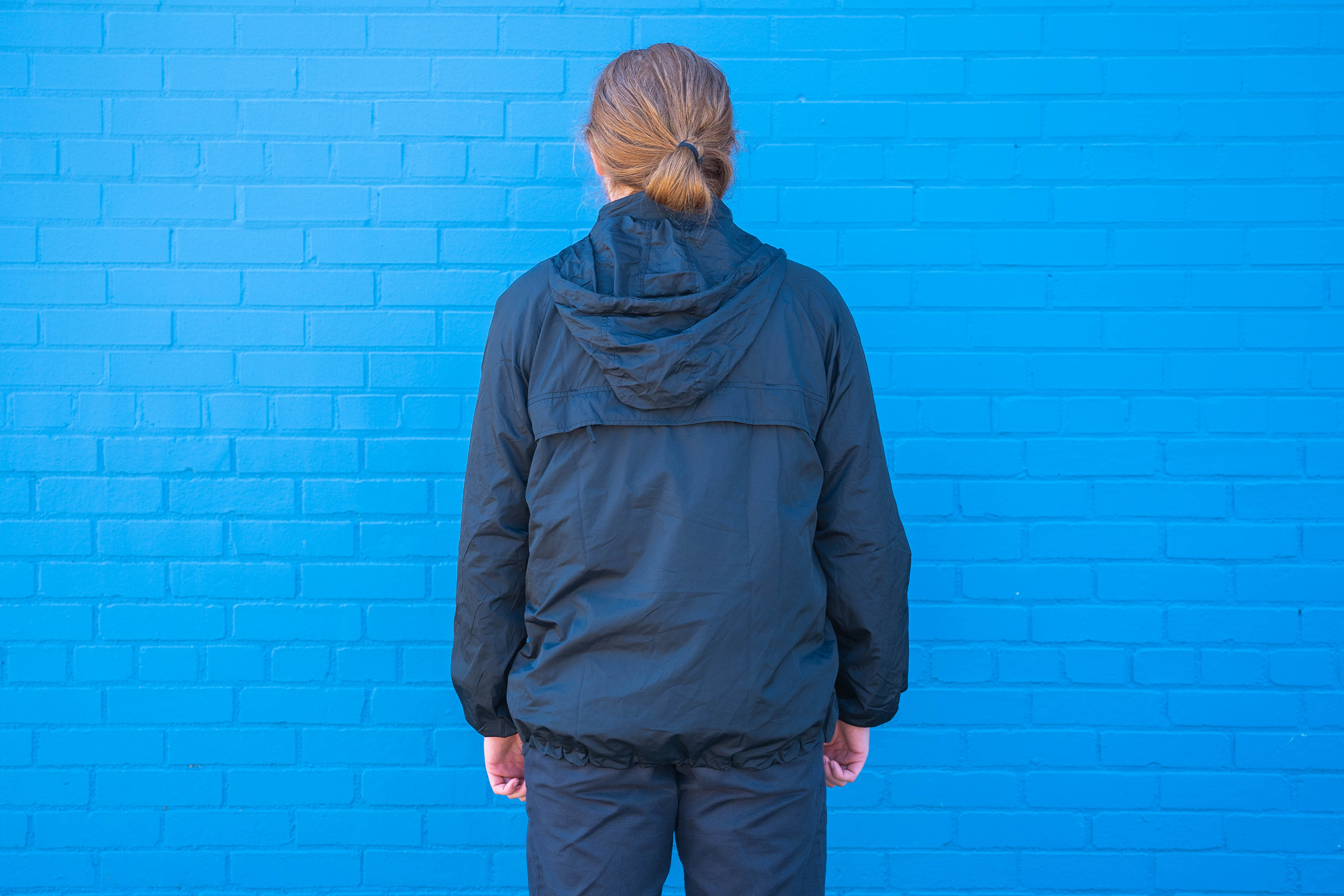 SCOTTeVEST Pack Windbreaker Blue Wall Back