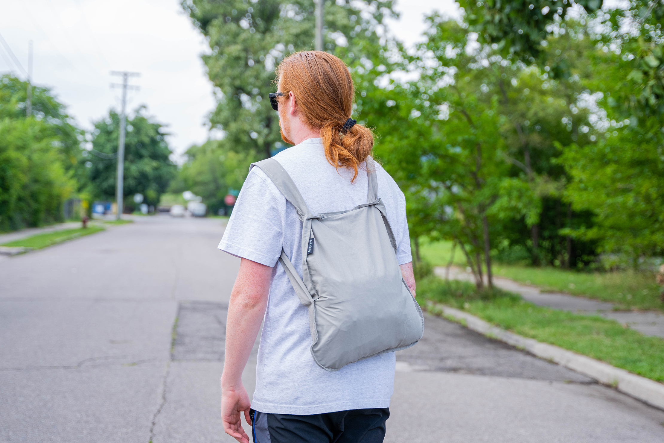 Nomadic NF-01 Tote Shoulder Bag Review — The Pen Addict