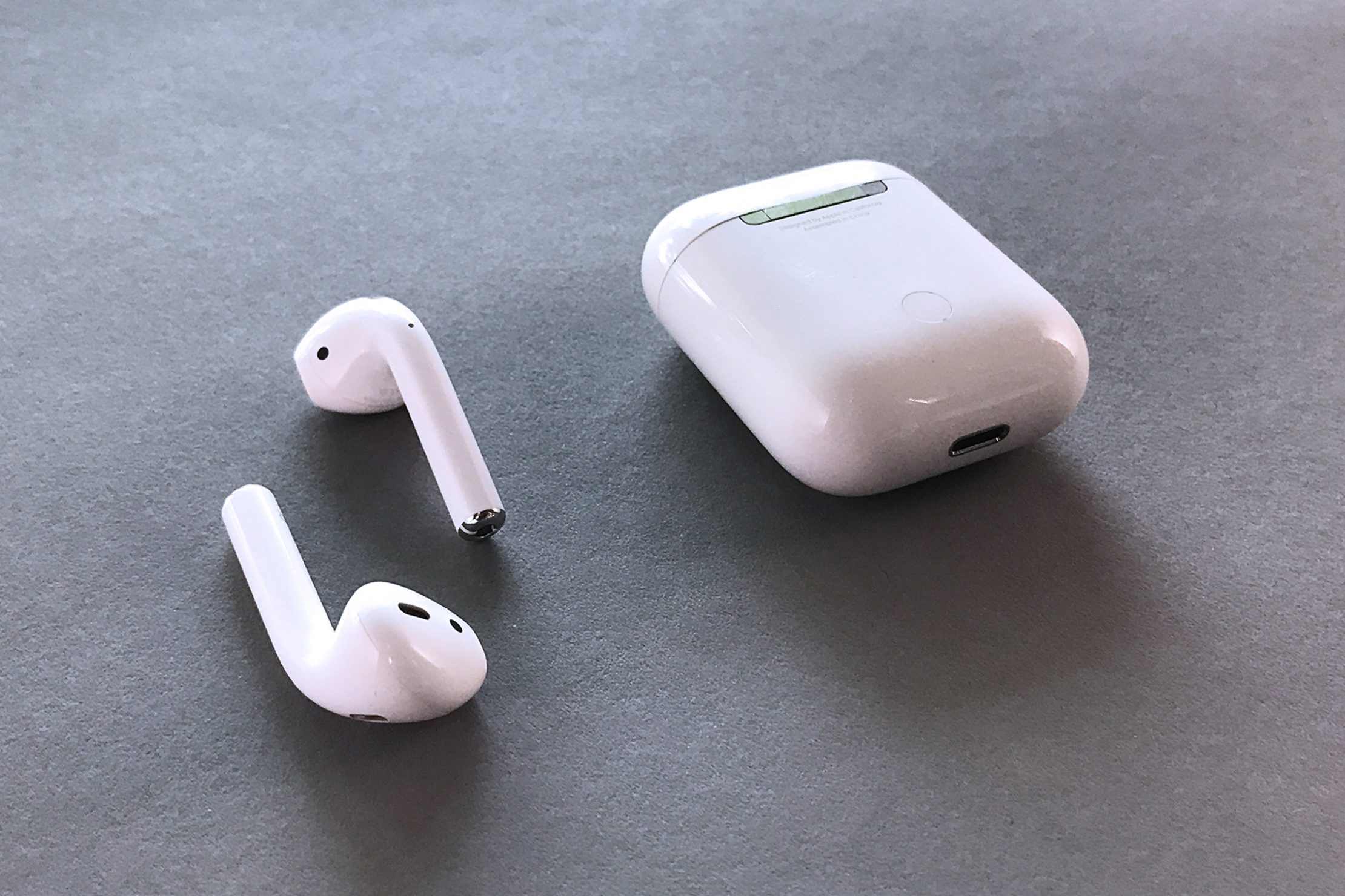 Apple AirPods